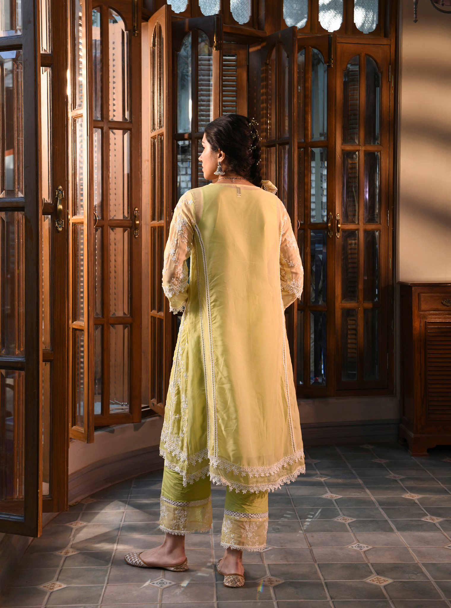 Mulmul Organza Hiyti Lime Kurta With Mulmul Cotton Hiyti Lime Pant