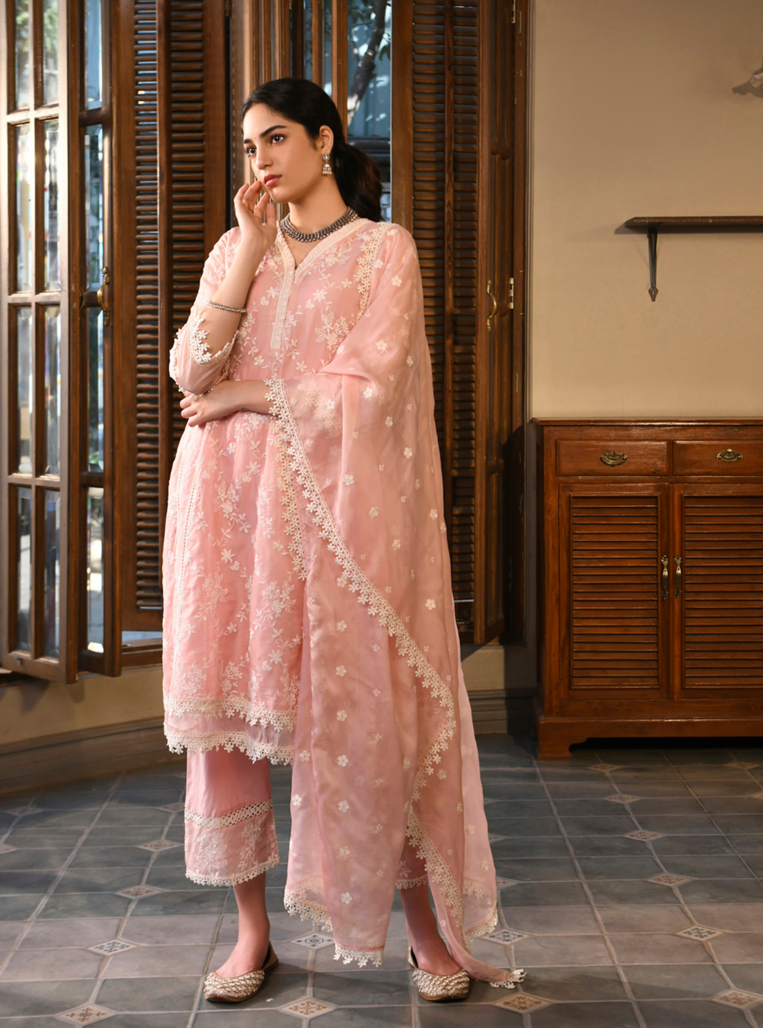 Mulmul Organza Hiyti Pink Kurta With Mulmul Cotton Hiyti Pink Pant