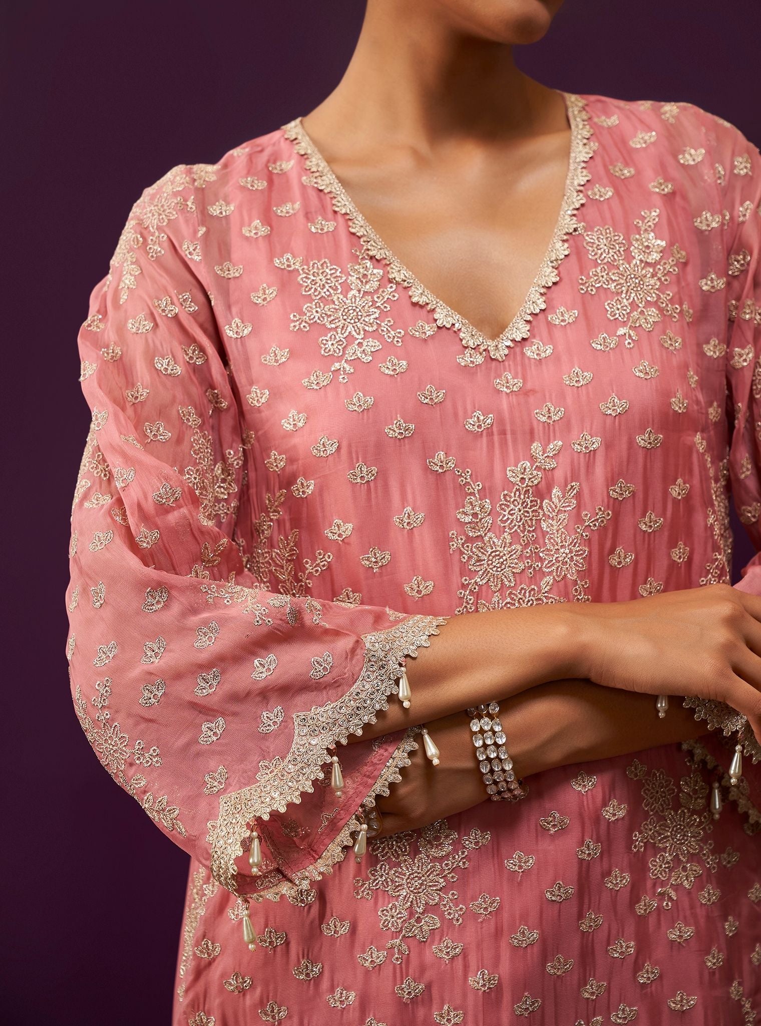 Mulmul Organza Suwanni Mauve Kurta With Mulmul Organza Suwanni Mauve Pant