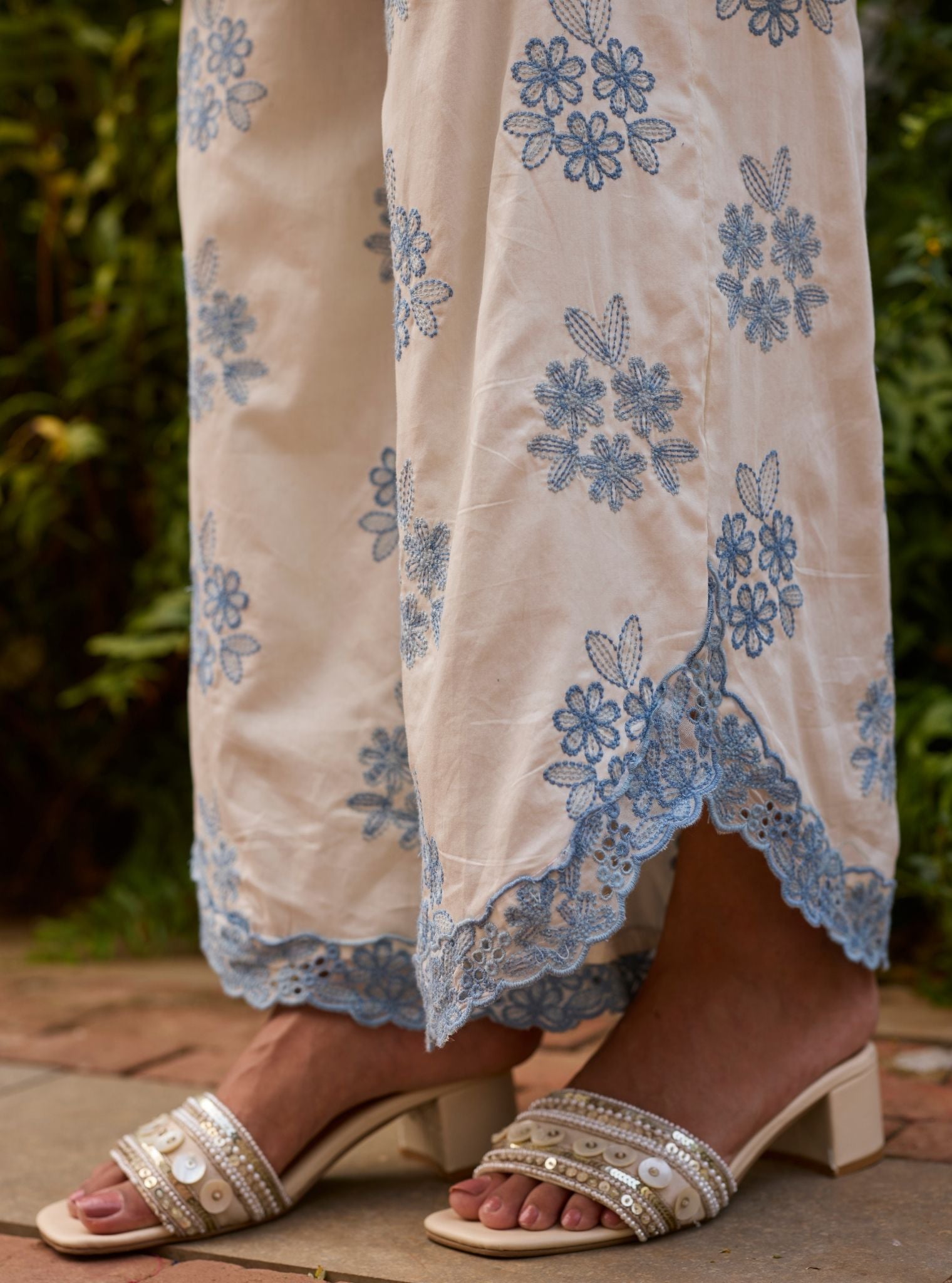 Lalo Organza Off White Kurta Set