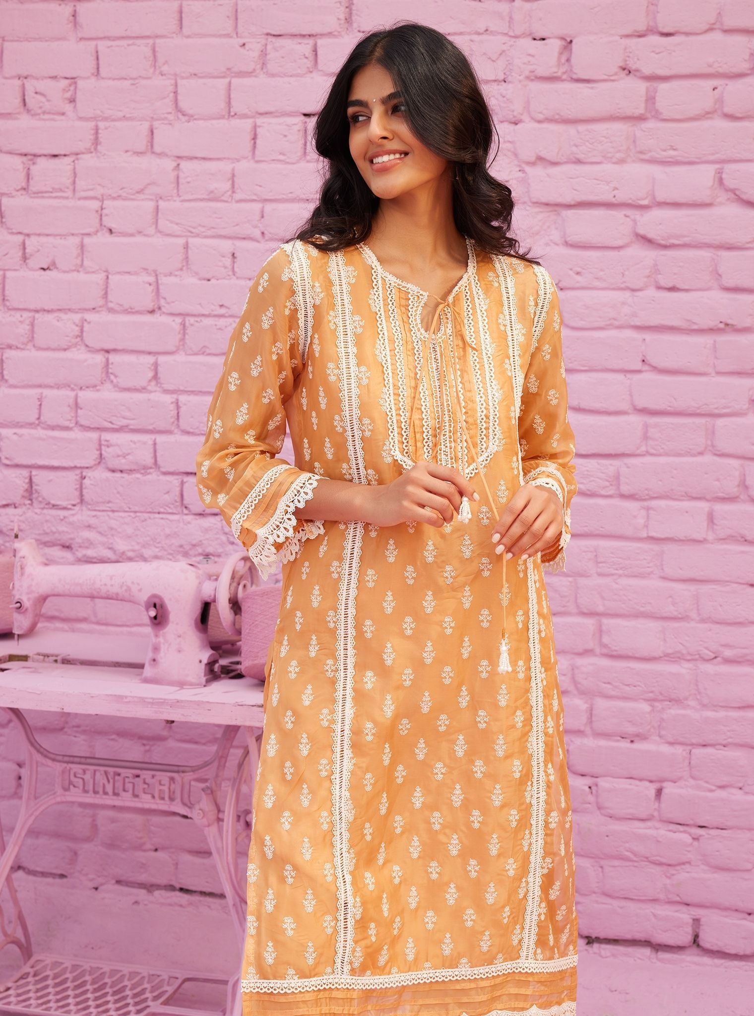 Mulmul Organza Aarina Orange Kurta With Mulmul Cotton Aarina Orange Pant