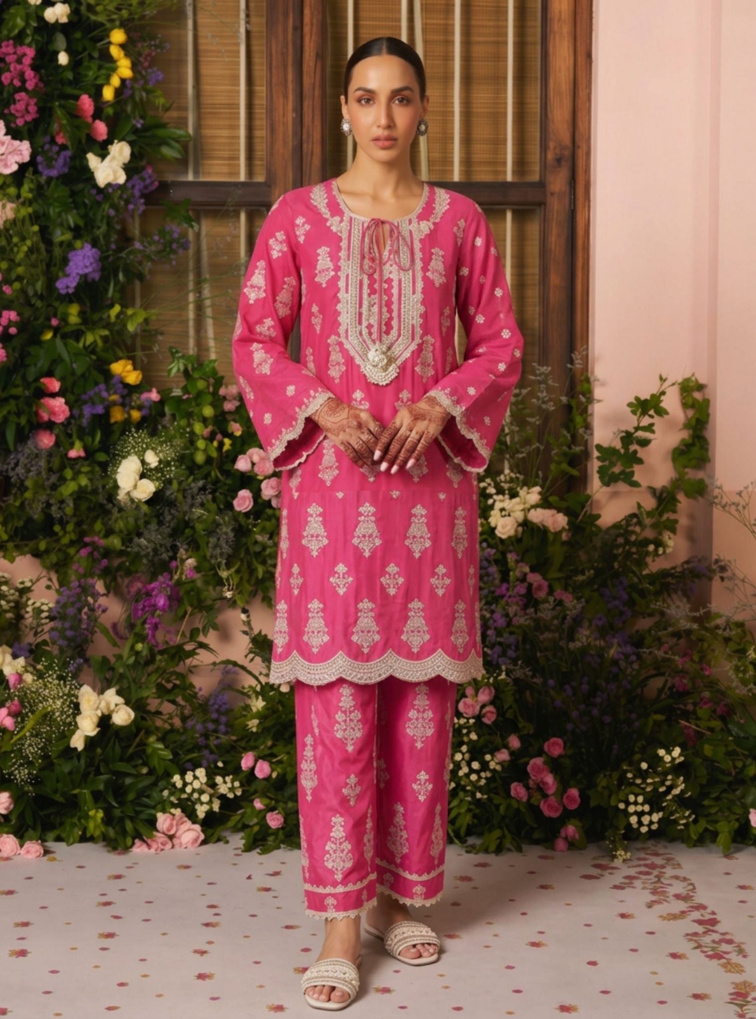 Intira Crepe Fuschia Kurta Set