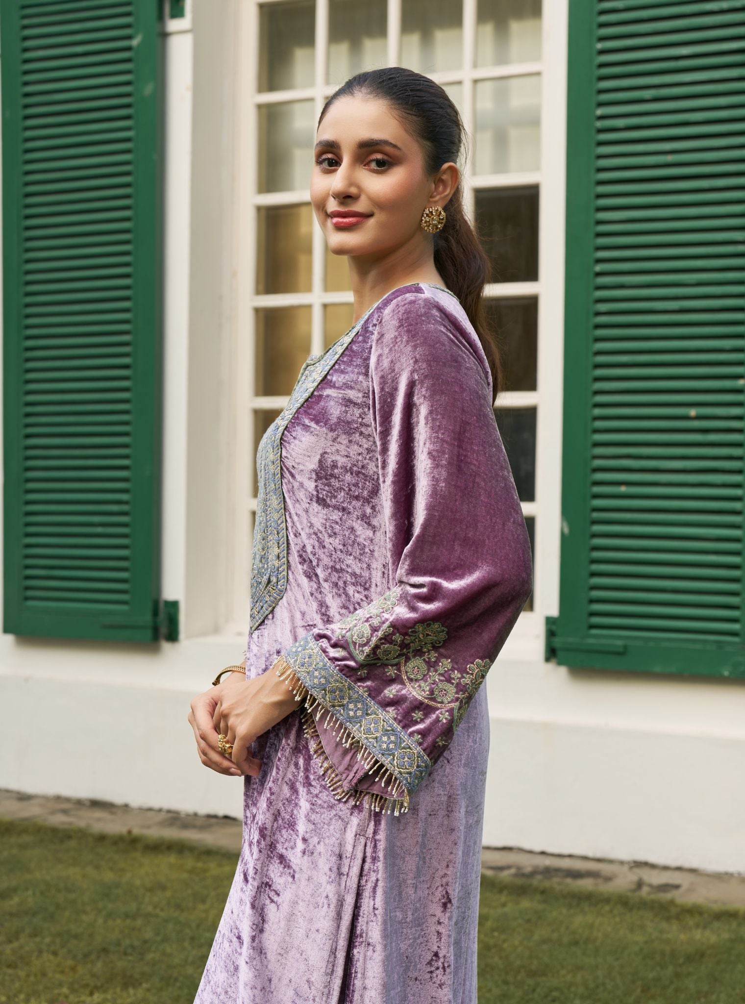 Madhaniya Velvet Lavender Kurta Set