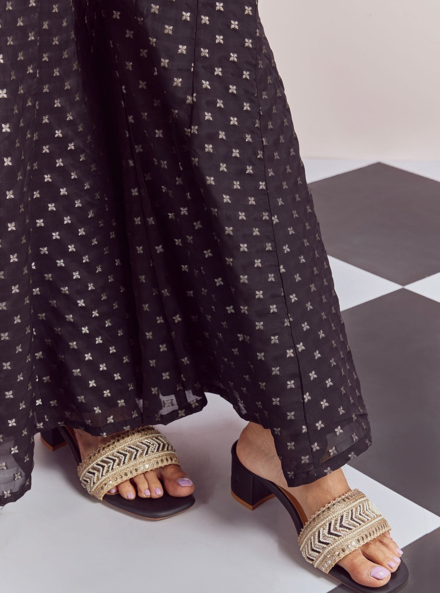 Mulmul Banarsi Ghunghroo Black Top With Mulmul Banarsi Ghunghroo Black Sharara
