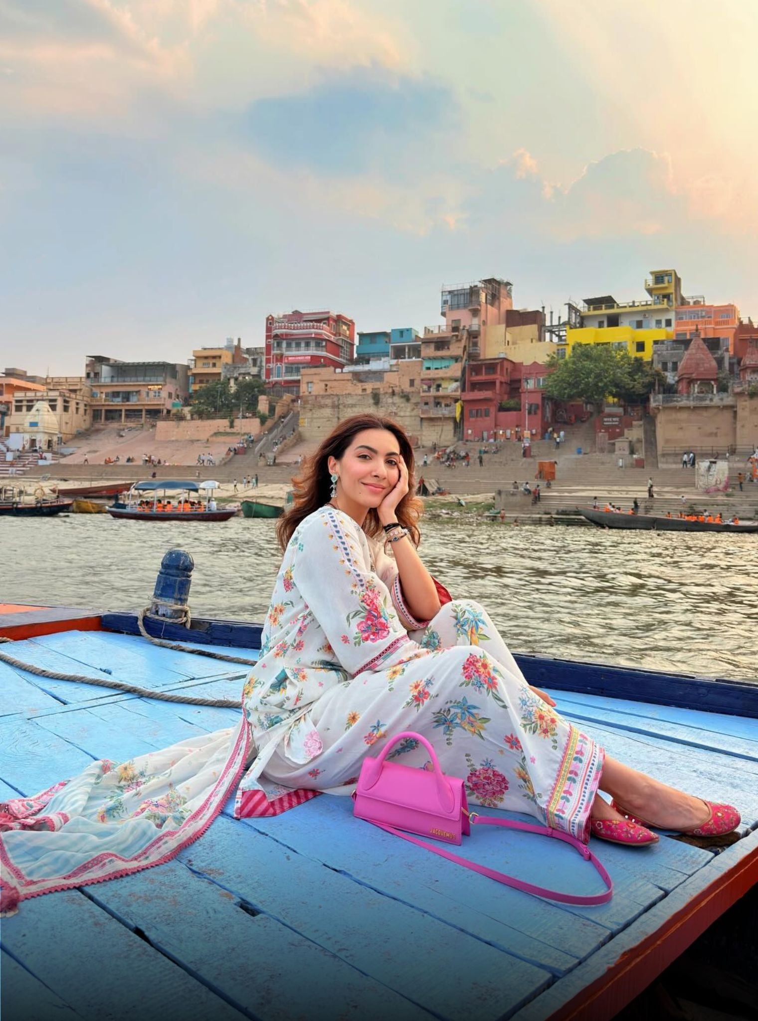 Enaara Lawn Off White Kurta With Farshi Salwar