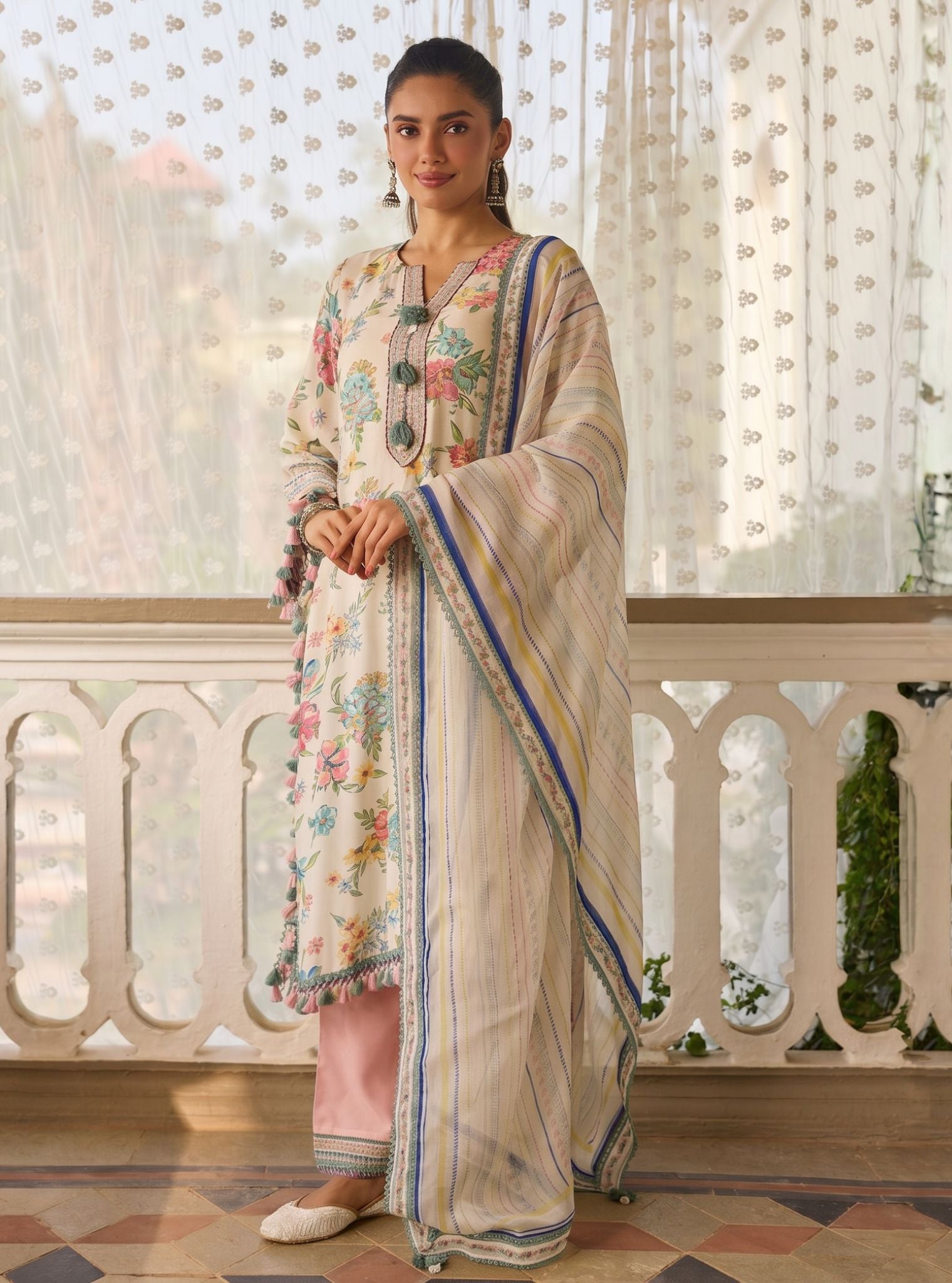 Savaan Lawn Off White Kurta Set