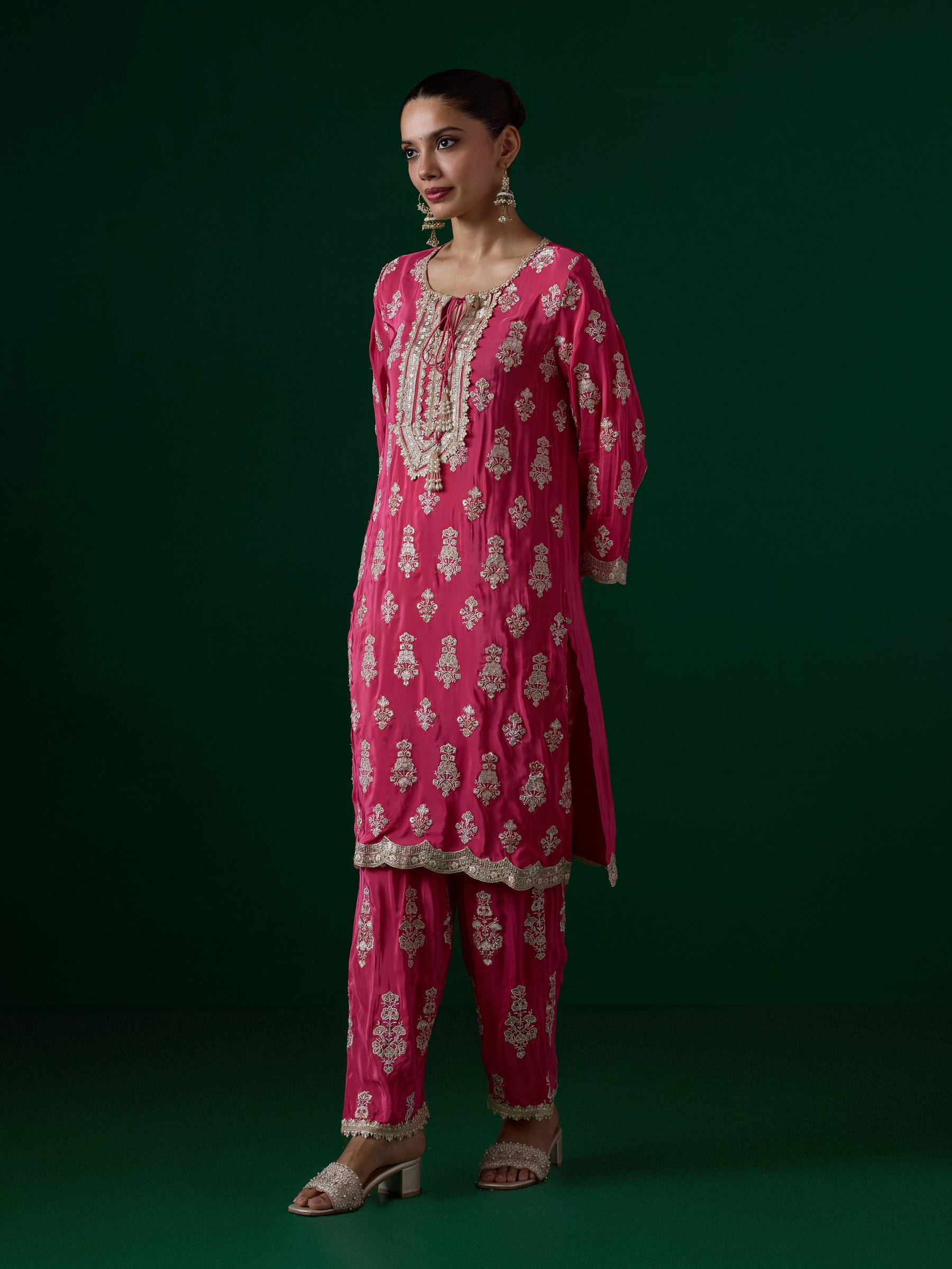 Intira Crepe Fuchsia Kurta Set