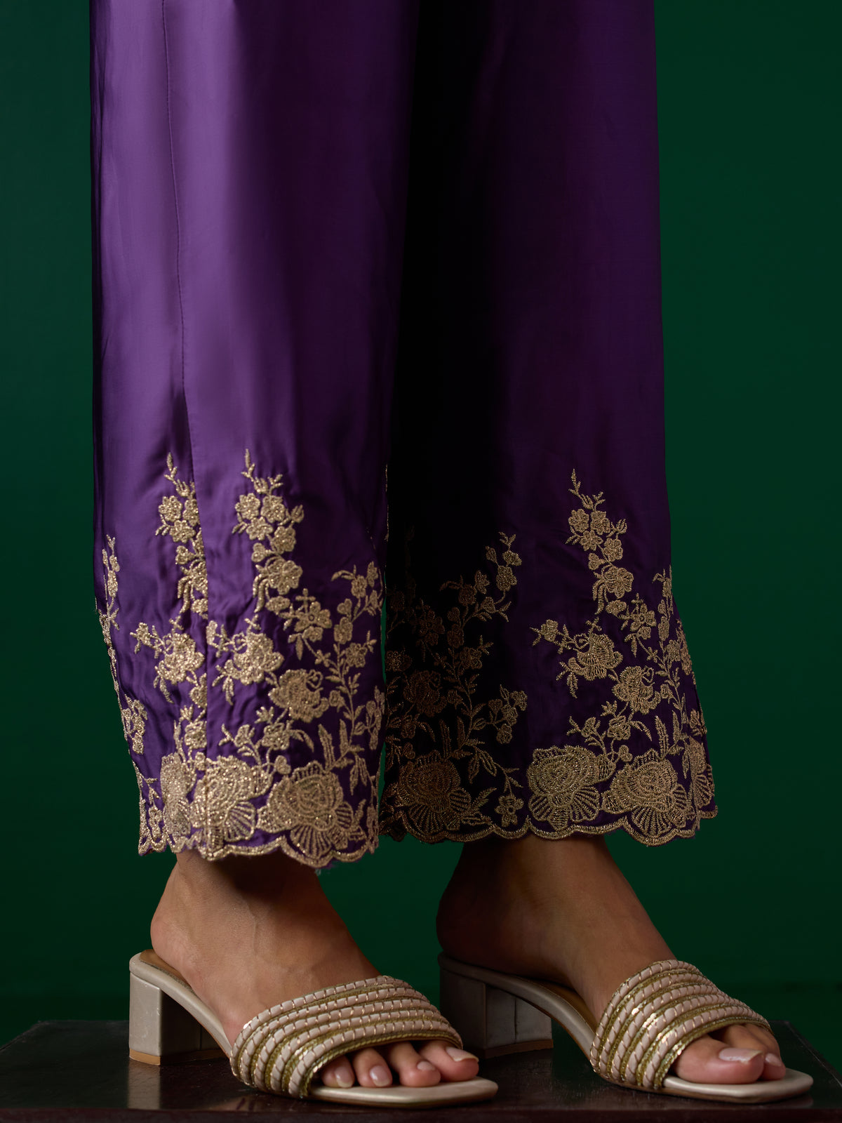 Saaj Cupro Satin Purple Kurta Set