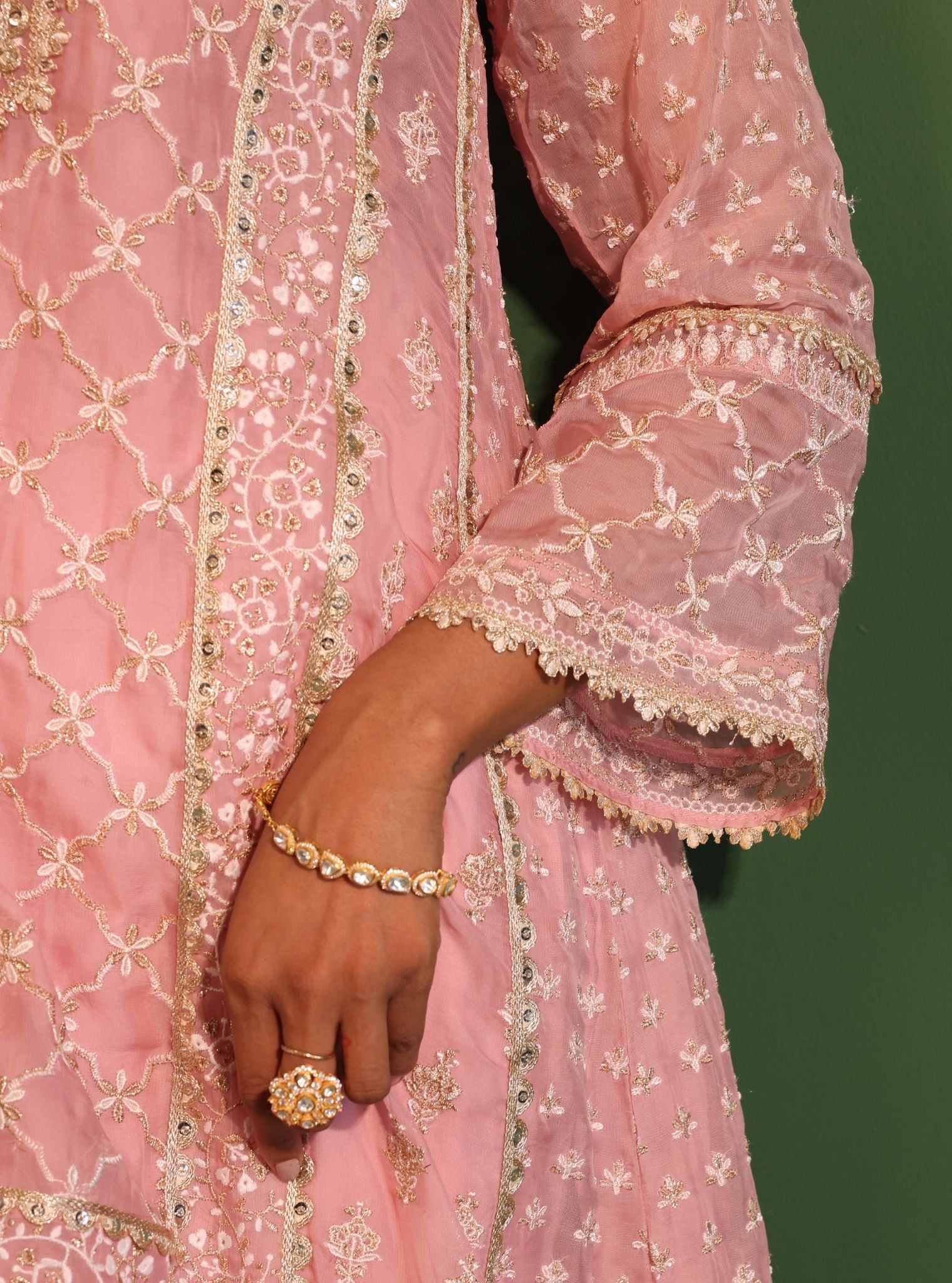 Mulmul Organza Suhana Onion Pink Kurta With Mulmul Suhana Onion Pink Pant