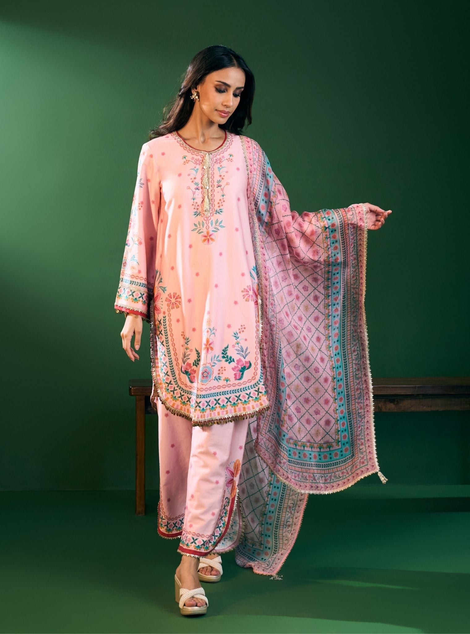 Omira Pima Satin Printed Pink Kurta Set