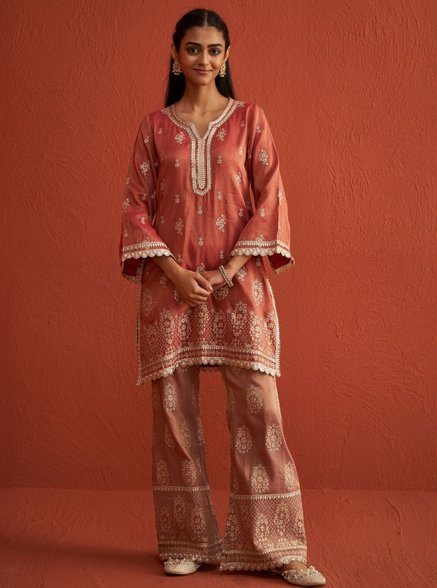 Vaari Tissue Linen Satin Red Kurta