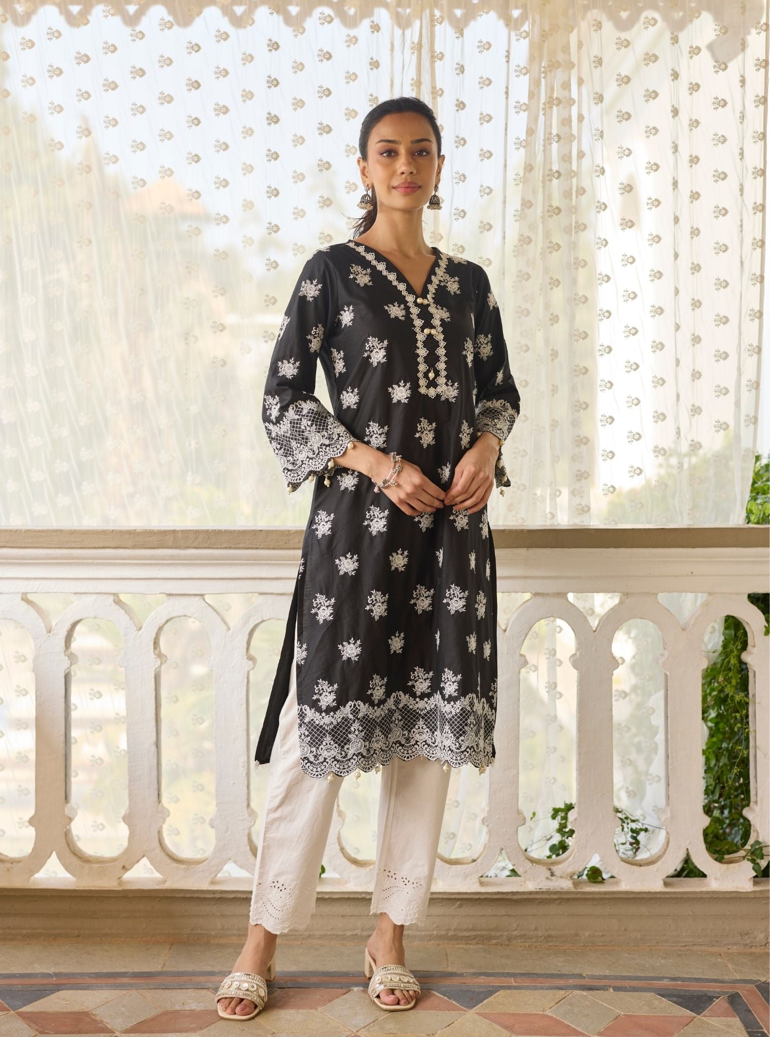 Penna Supuma Cotton Black Kurta Set