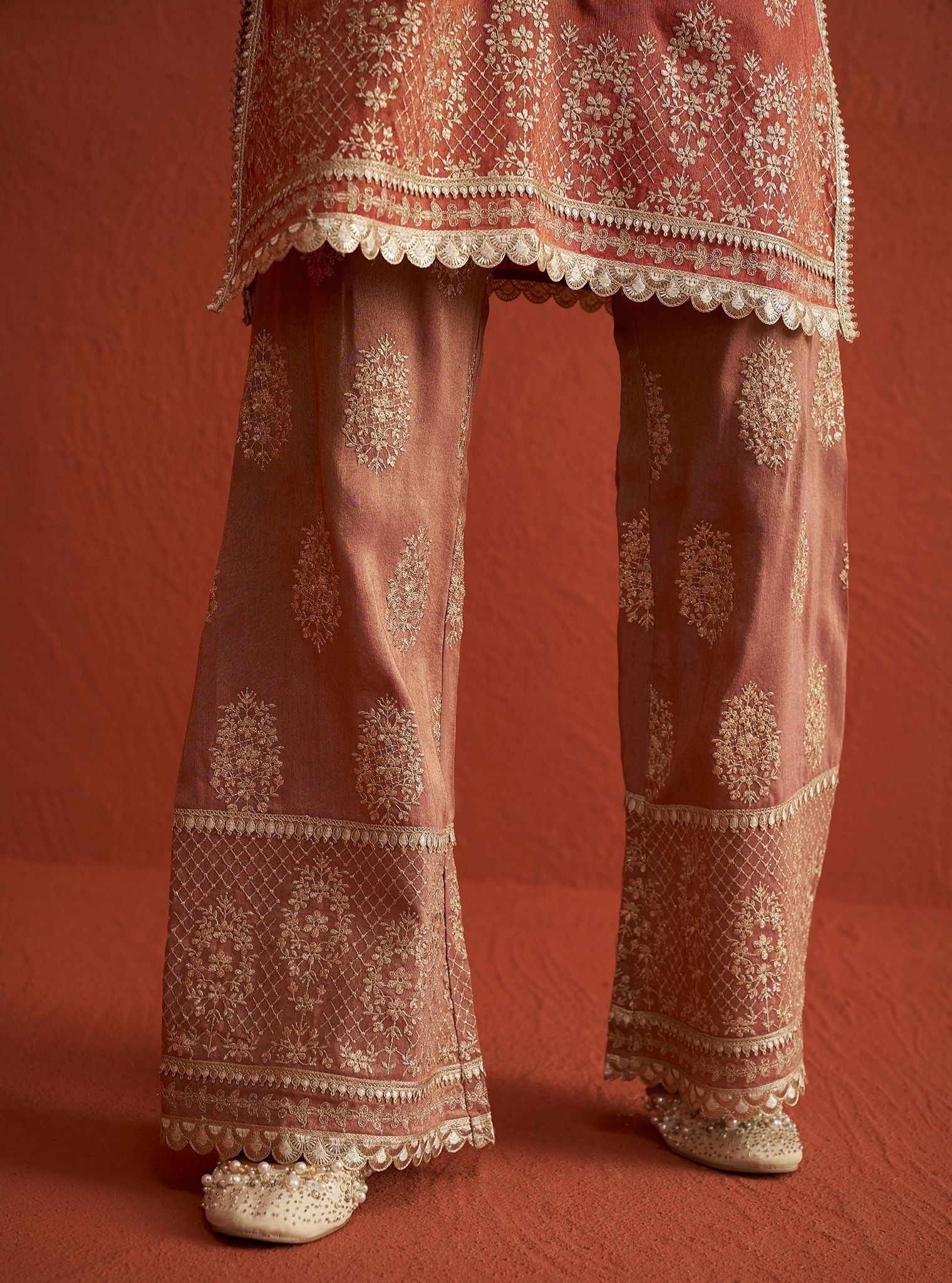 Vaari Tissue Linen Satin Red Pant