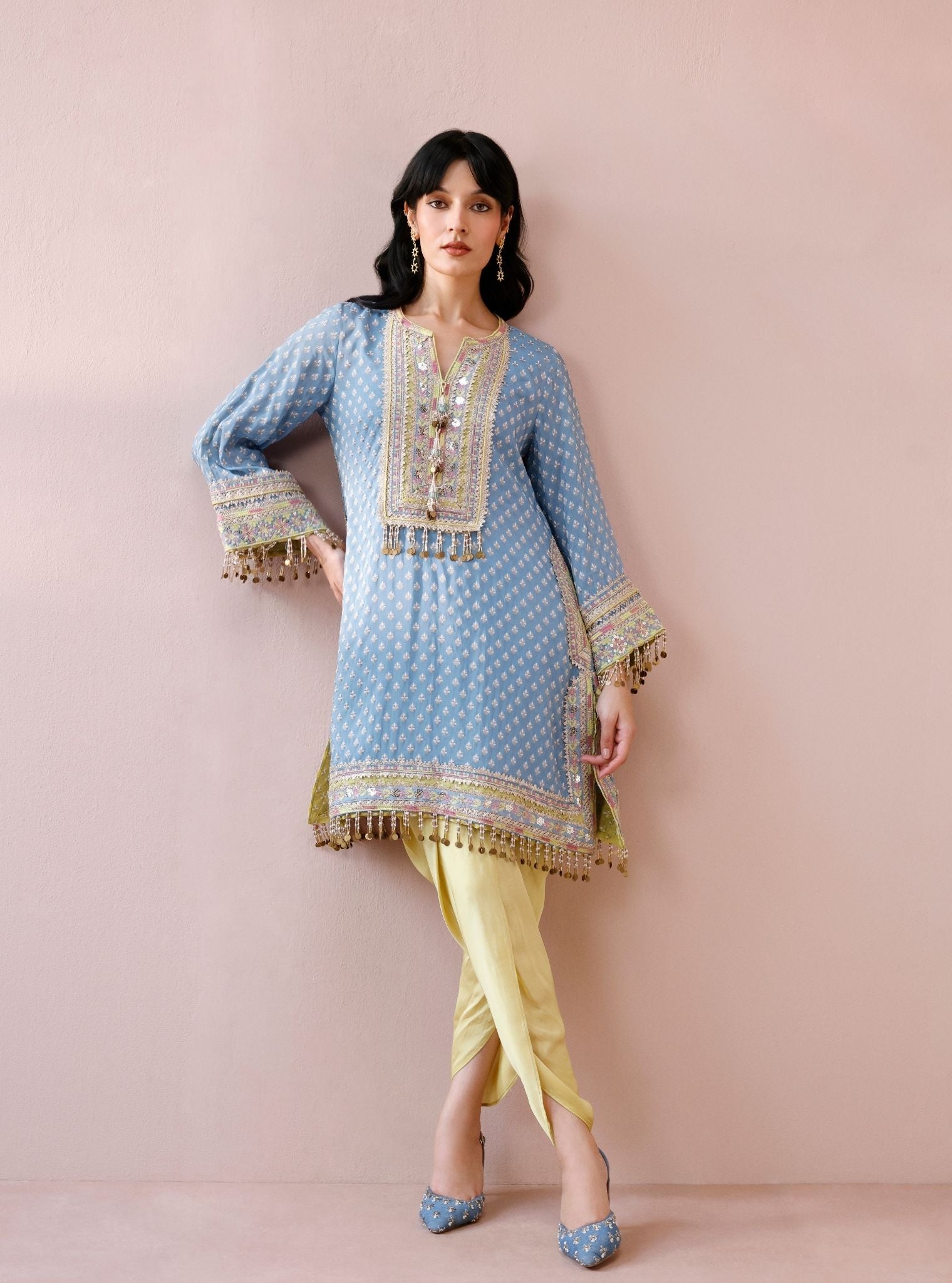 Tila Banarsi Blue Short Kurta with Dhoti Pants
