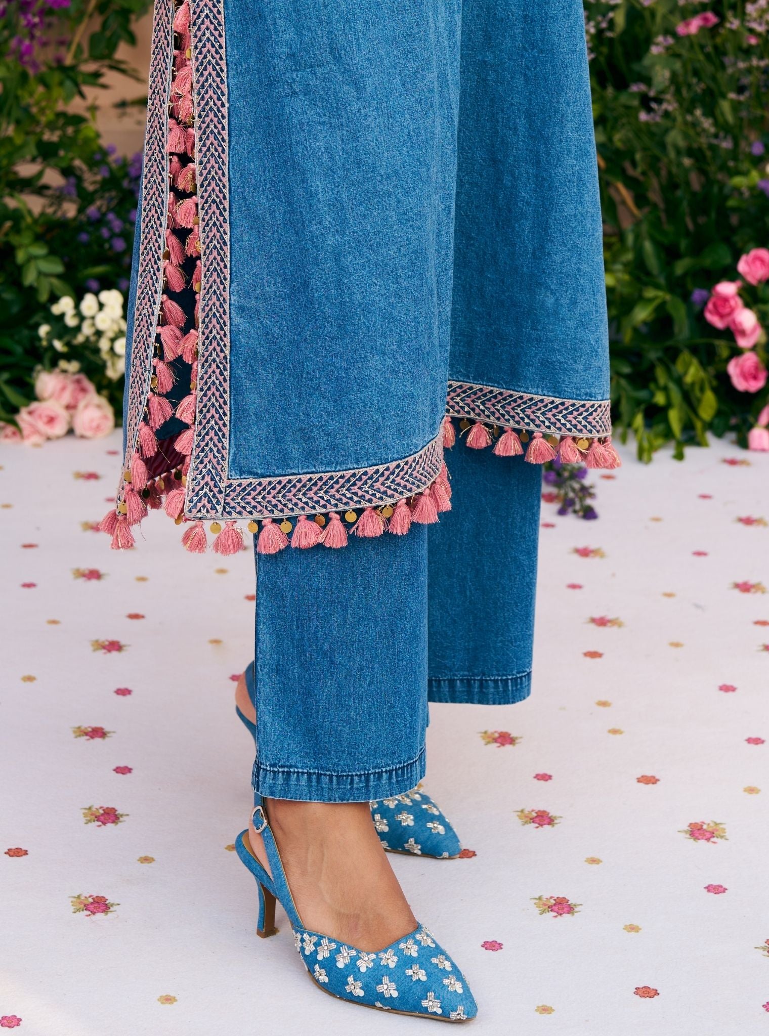 Vaadi Denim Kurta Set