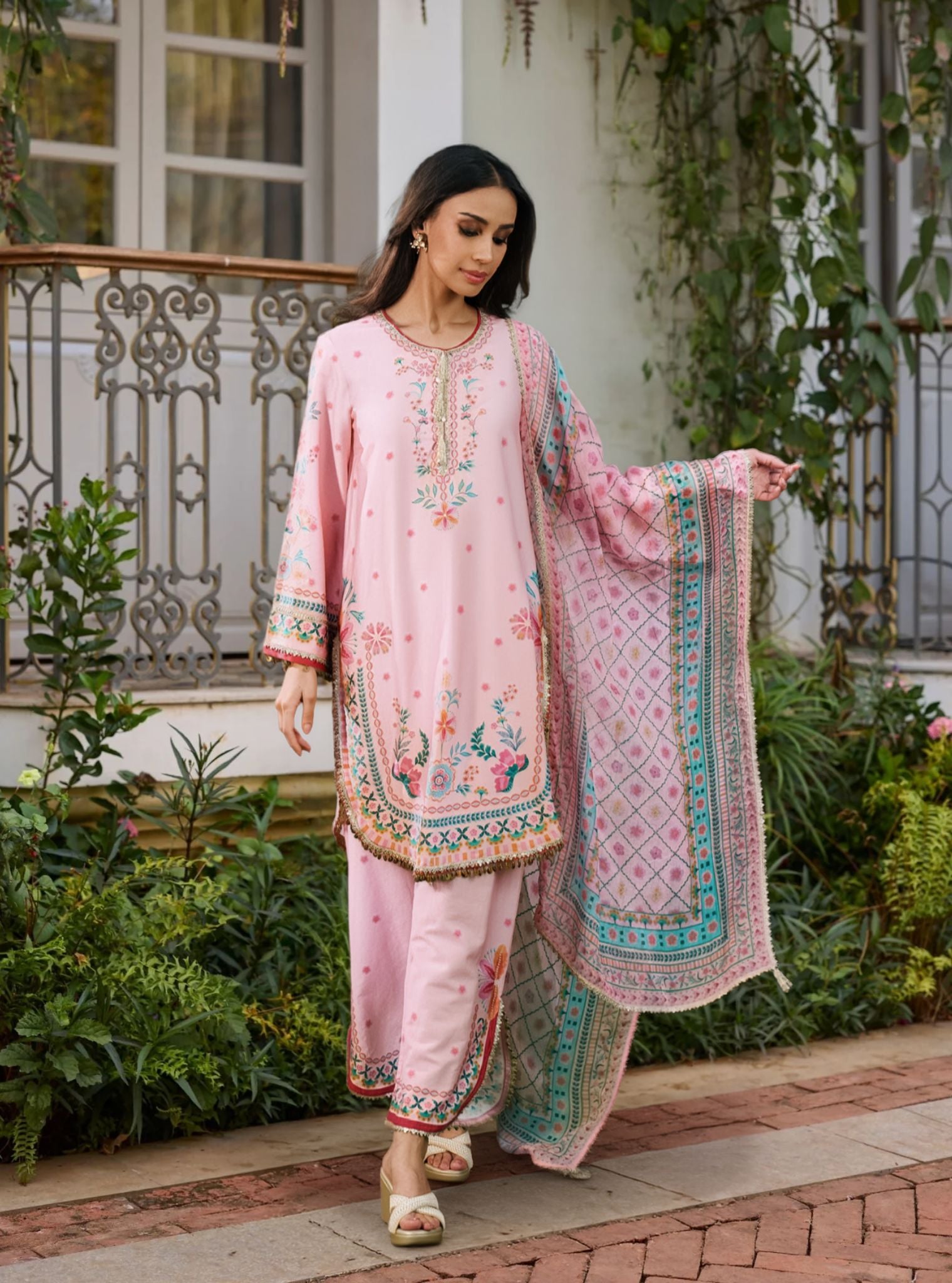 Omira Pima Satin Printed Pink Kurta Set