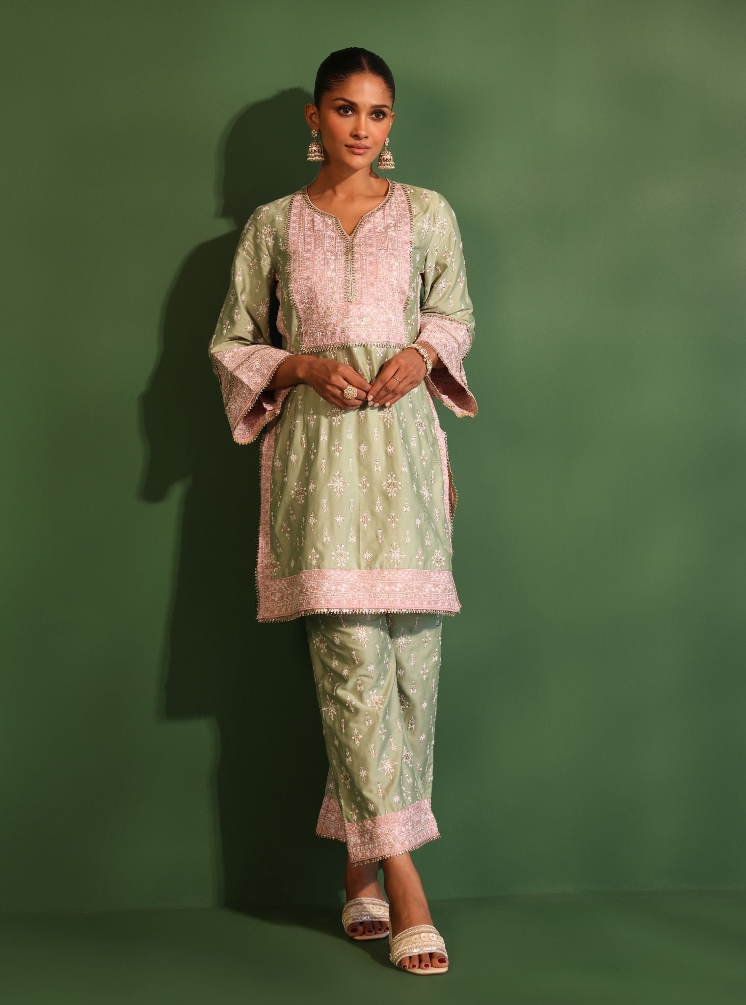 Mulmul Pima Satin Nikhat Green Kurta With Mulmul Pima Satin Nikhat Green Pant