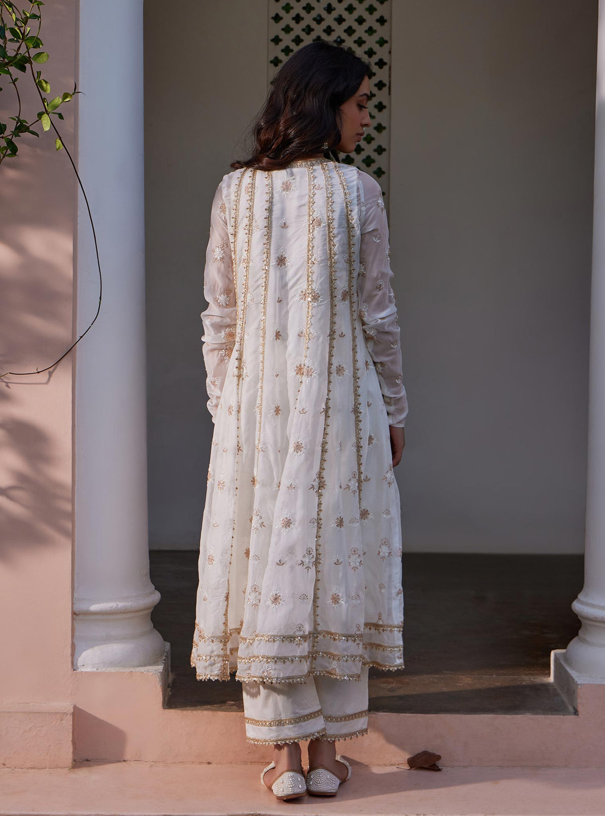 Mulmul Carvi Off white Dupatta