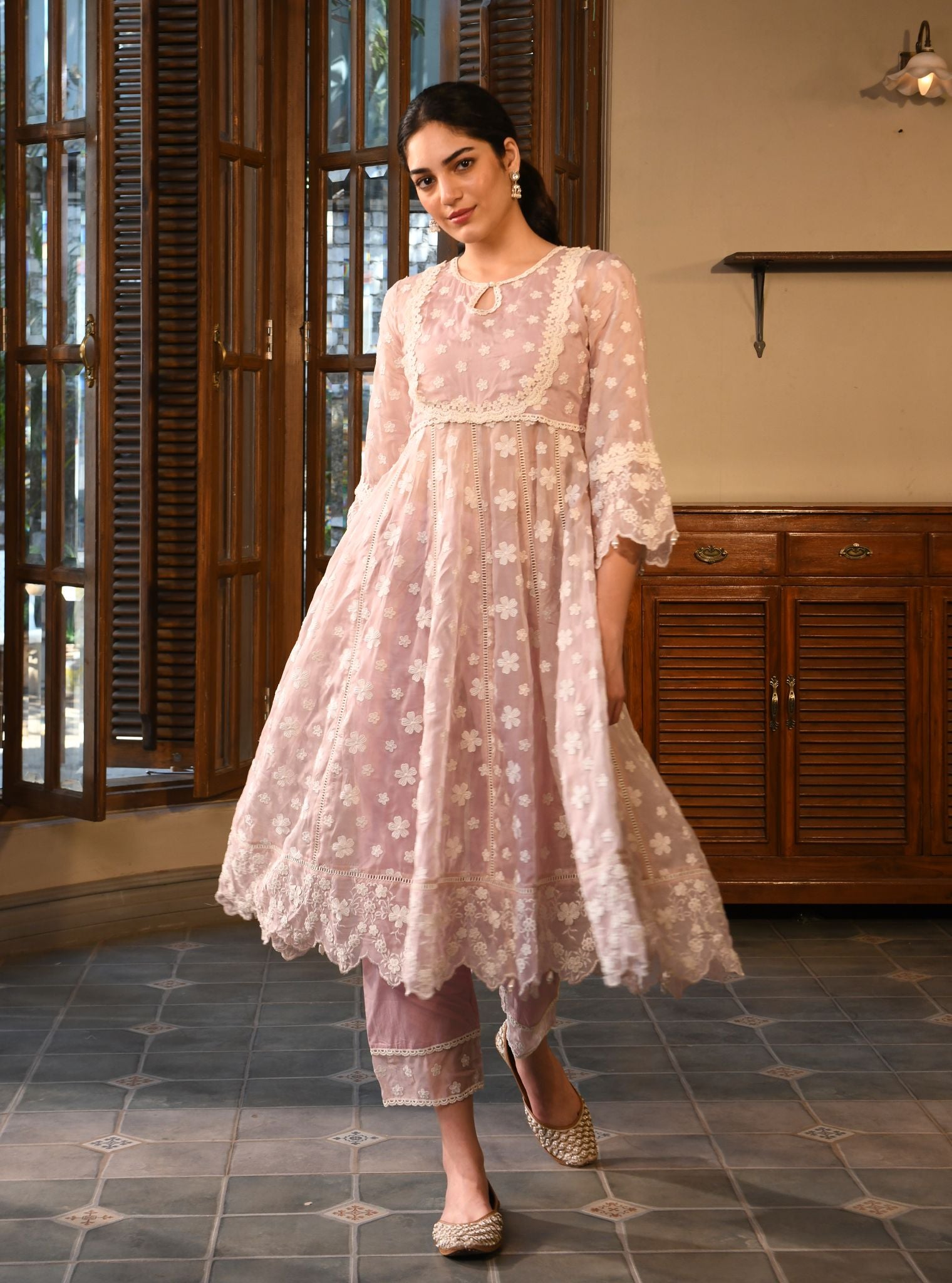 Mulmul Organza Souri Dusty Pink Anarkali Kurta With Mulmul Cotton Souri Dusty Pink Pant