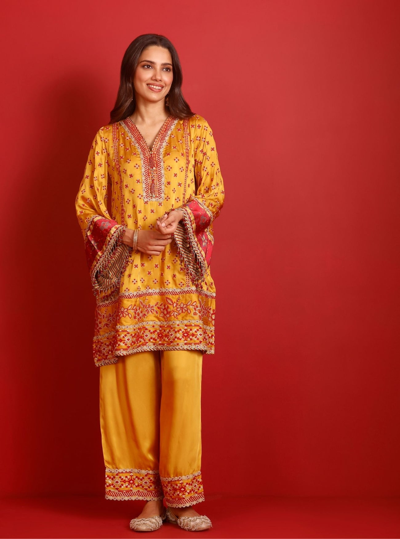 Hesi Cupro Satin Black Kurta Set