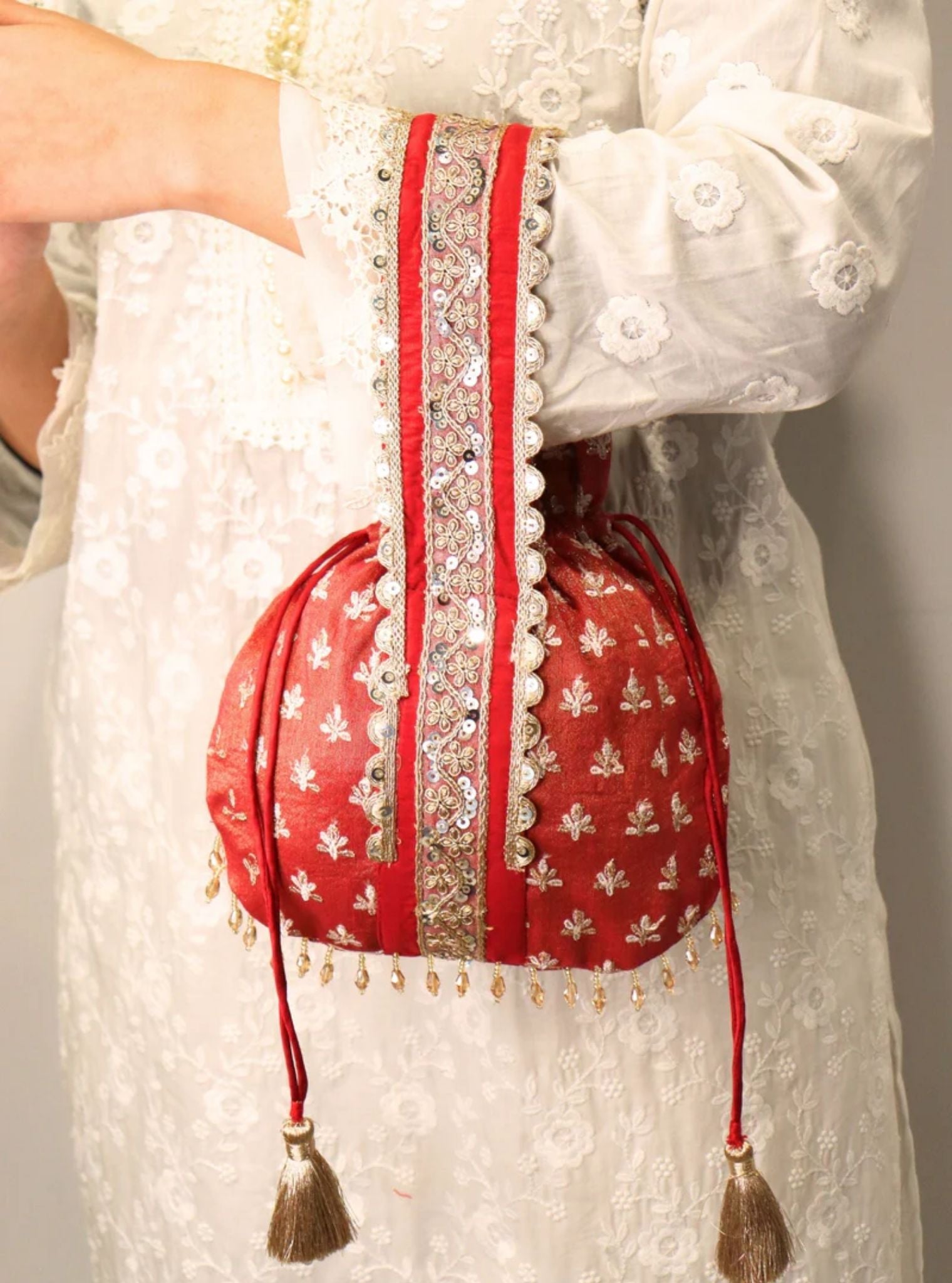 Mulmul Sawaari Red Potli Bag