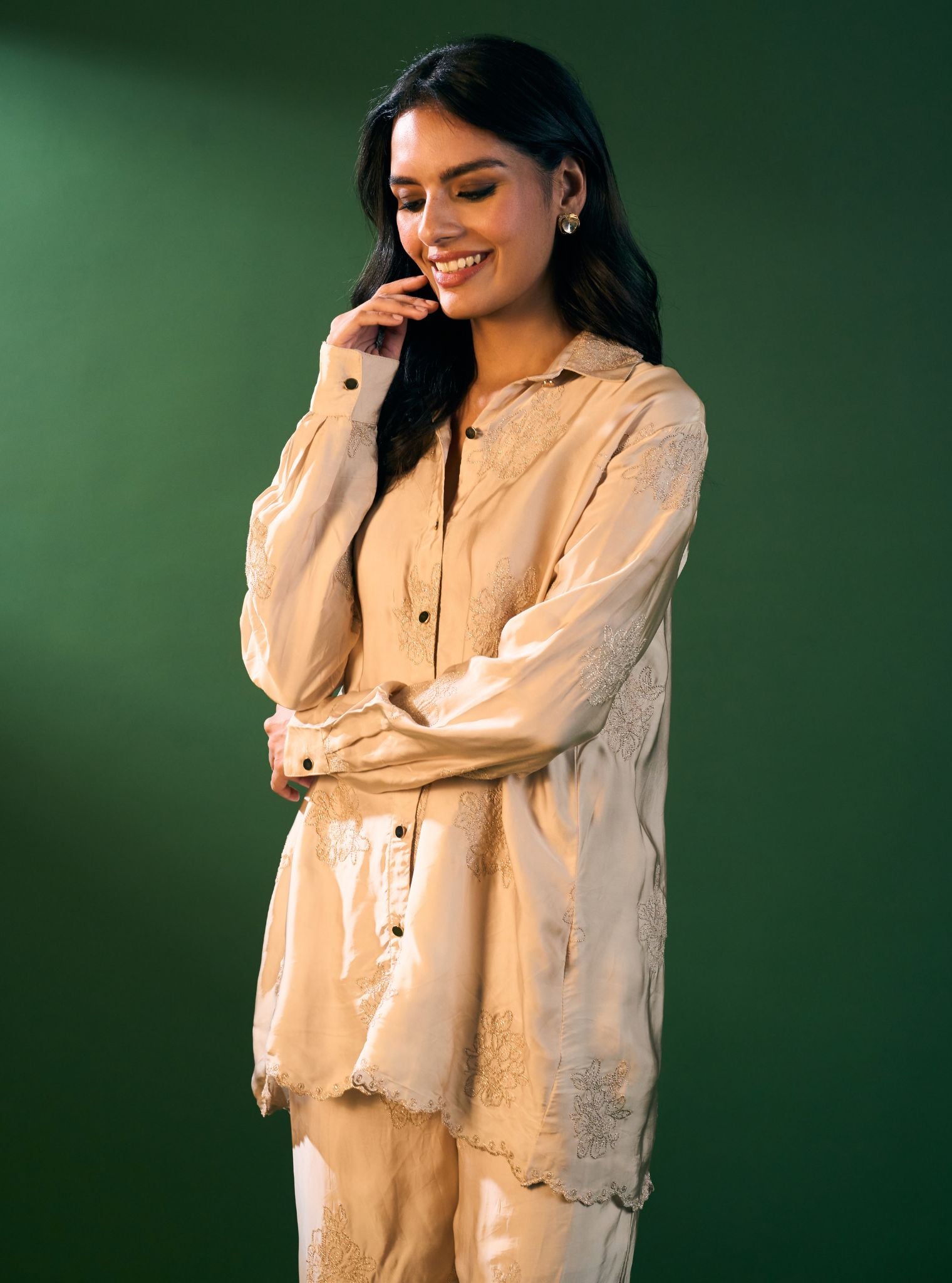 Mulmul Cupro Satin Mireille Beige Shirt With Mulmul Cupro Satin Mireille Beige Pant