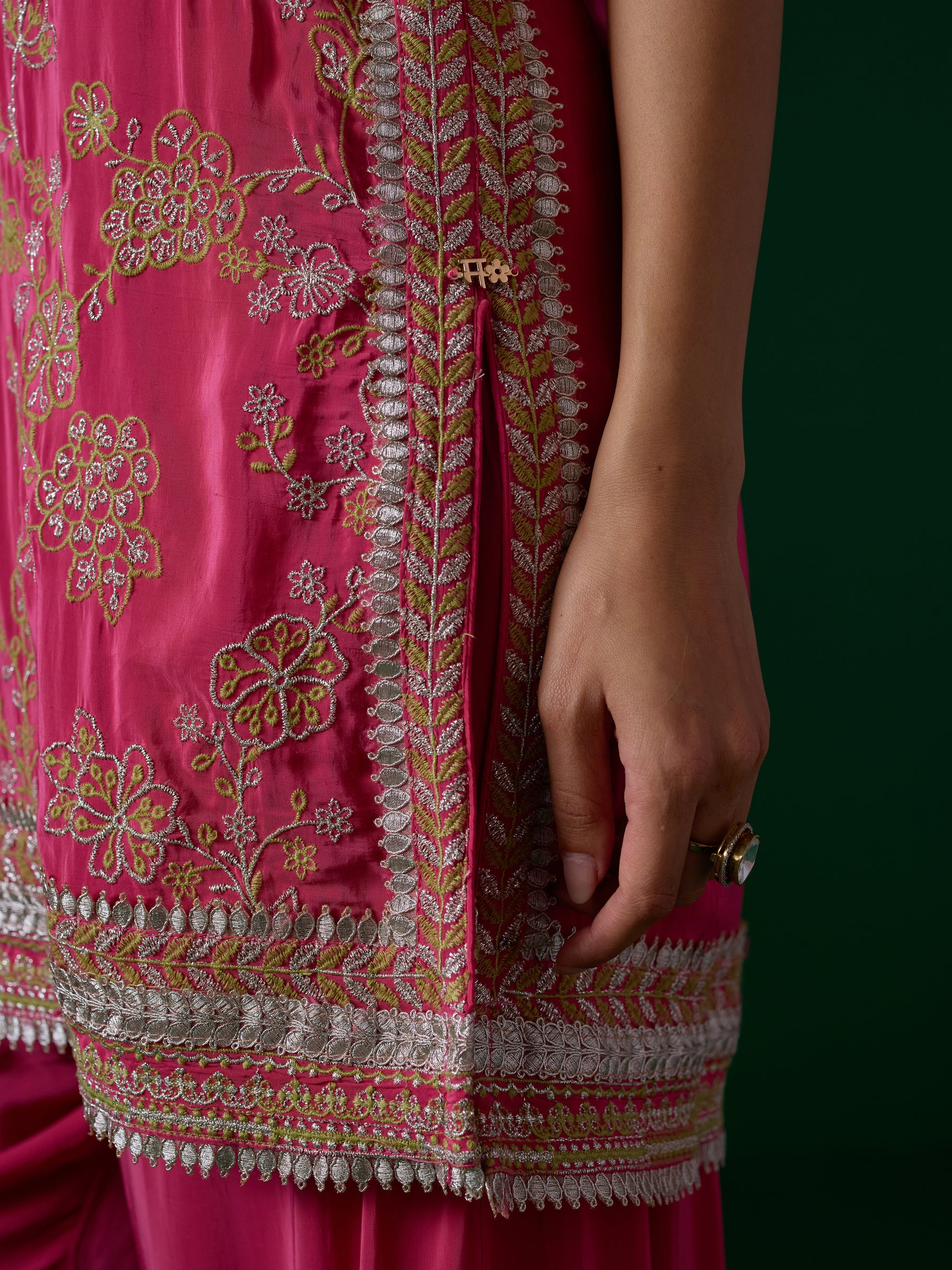 Jivara Crepe Fuschia Kurta Set