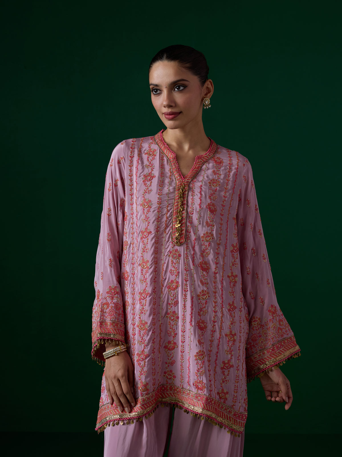 Pralika Crepe Lilac Kurta Set