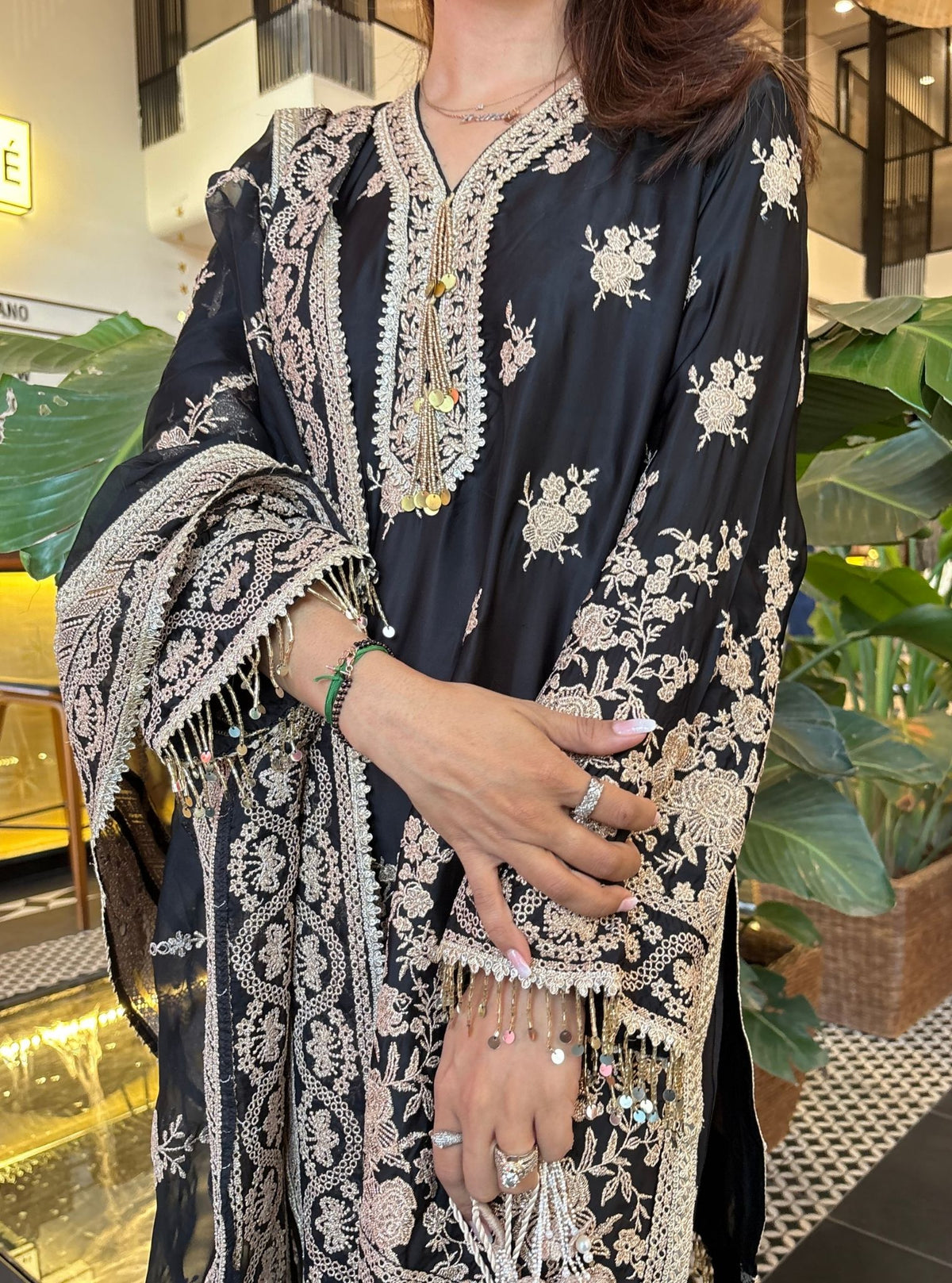Saaj Cupro Satin Black Kurta Set