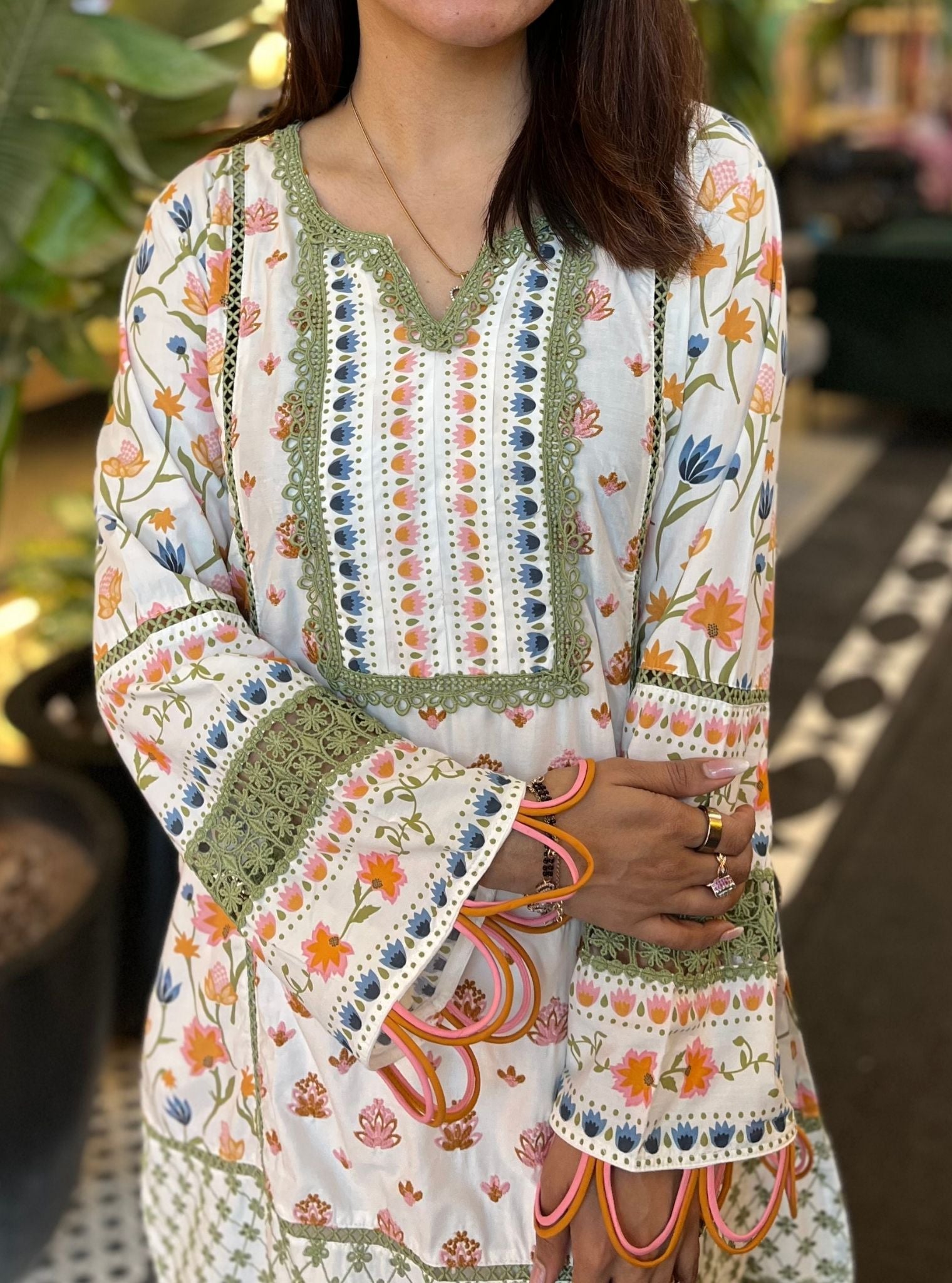 Mulmul Cotton Sanny White Printed Kurta With Mulmul Cotton Sanny White Pant