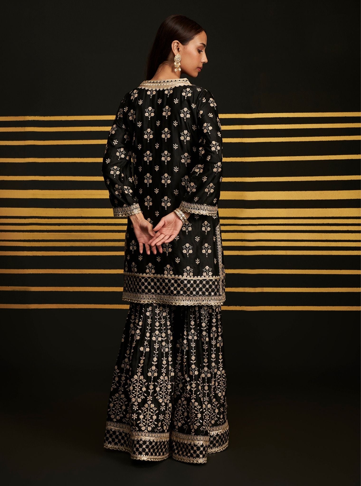 Mulmul Bemberg Satin Mahiya Black Kurta With Mulmul Bemberg Satin Mahiya Black Garara