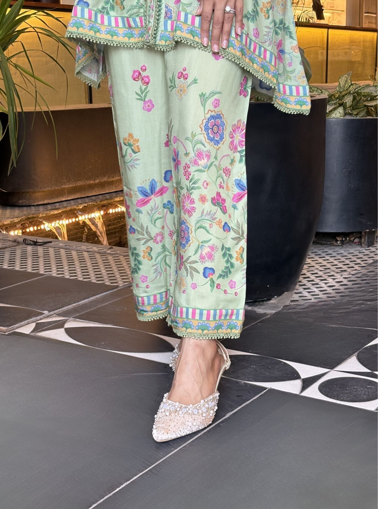 Chunari Lawn Printed Green Shirt Set