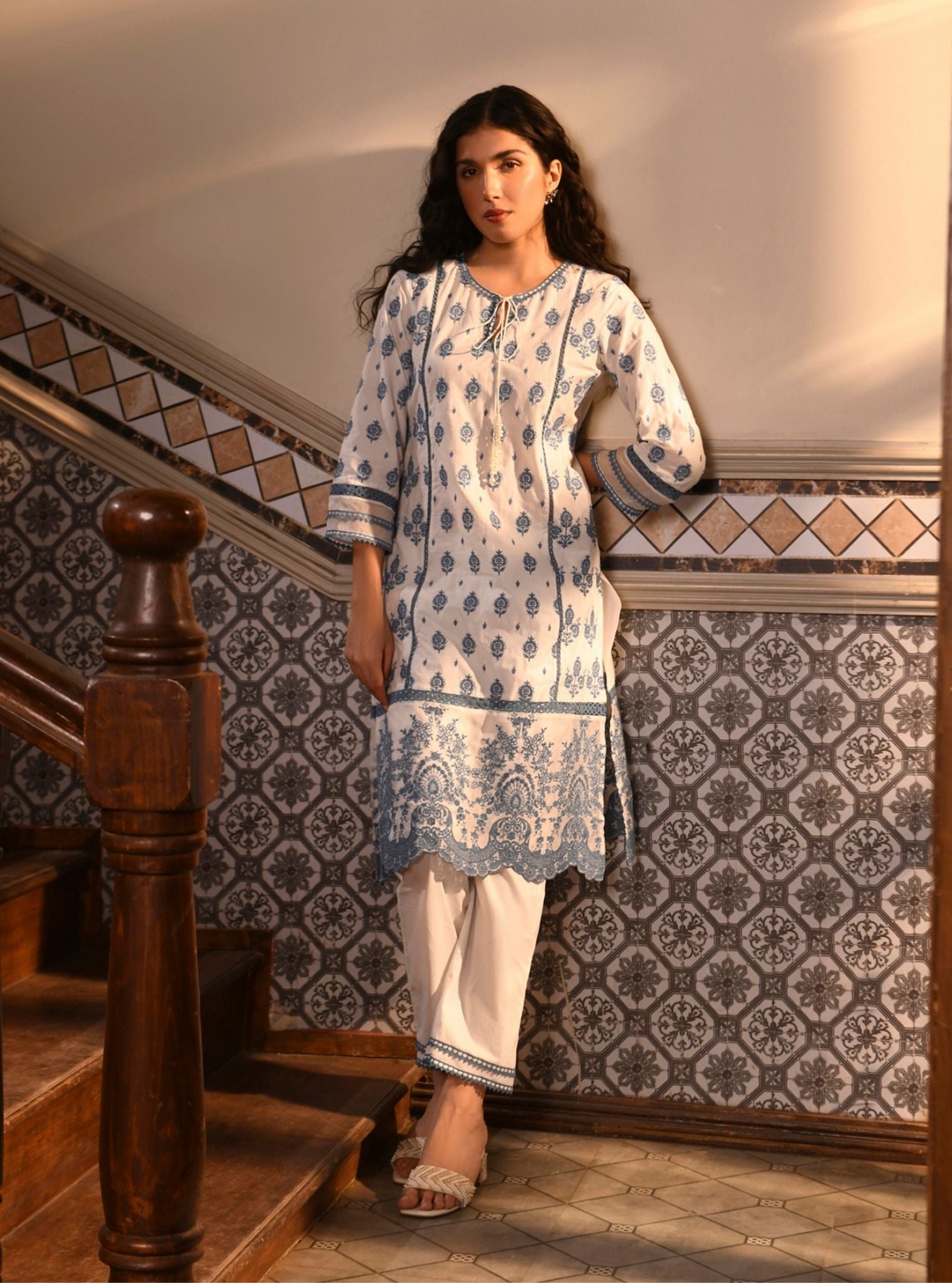 Mulmul Cotton Dinaz White LBlue Kurta With Mulmul Cotton Dinaz White LBlue Pant