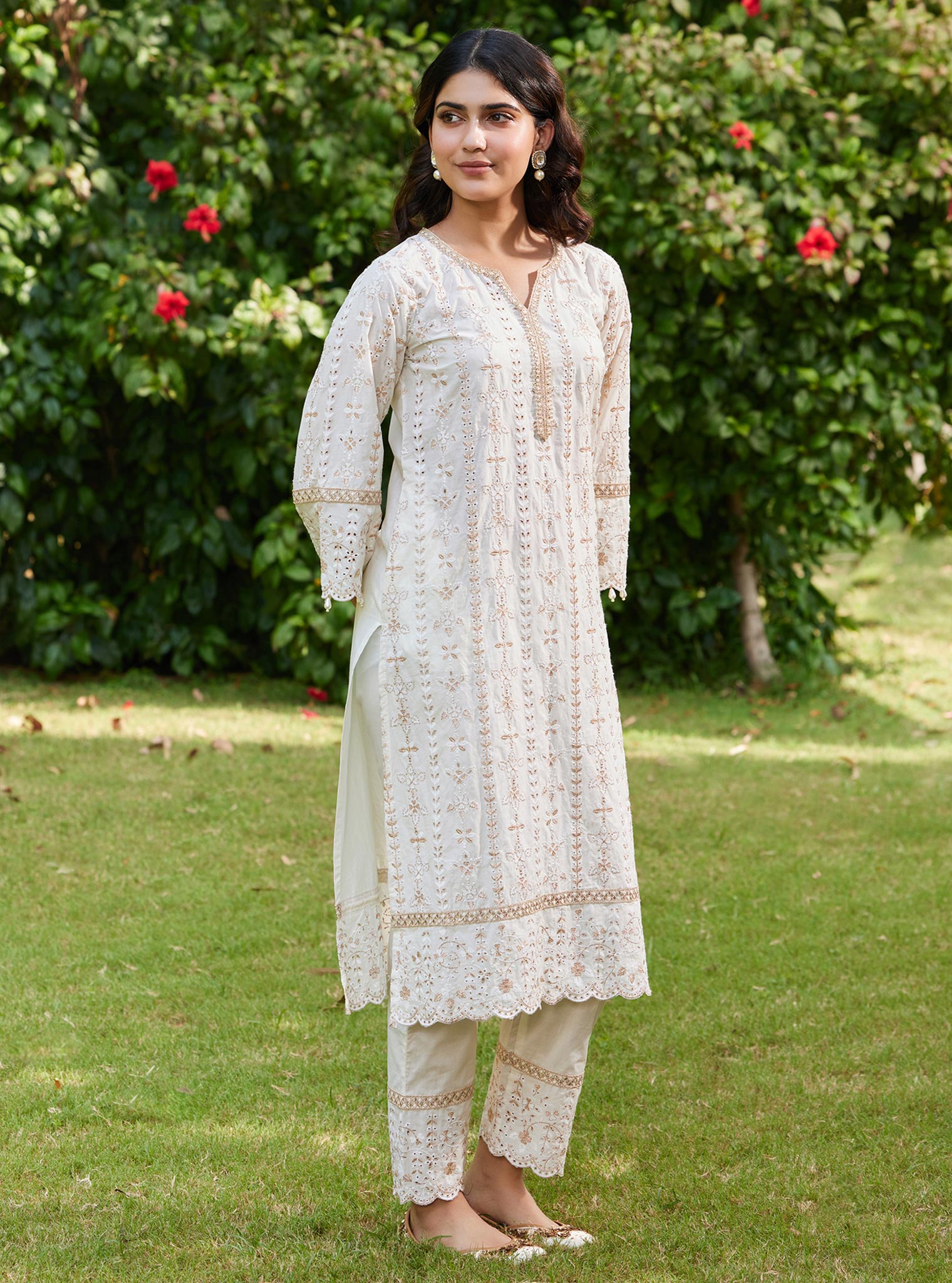 Mulmul Cotton Purvayi Off White Kurta