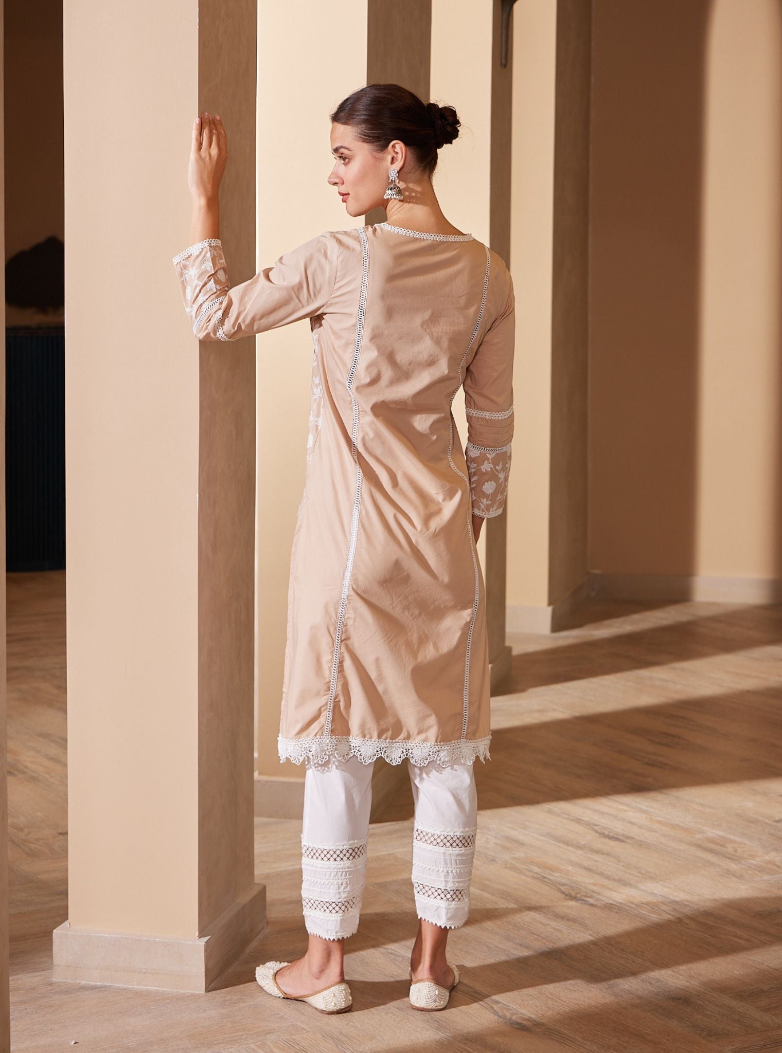 Mulmul Cotton Kannur Beige Kurta With Mulmul Floral Ladder Slim White Pant