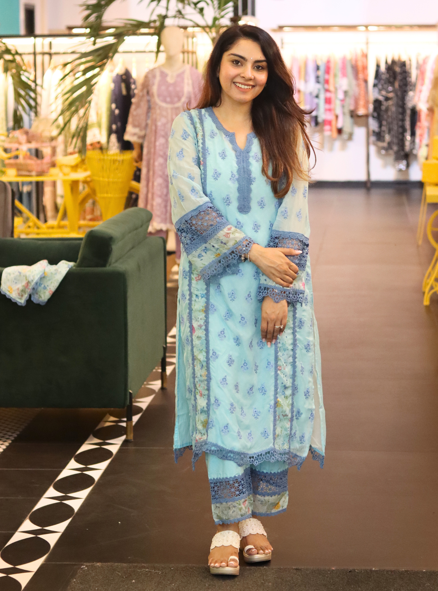 Mulmul Organza Printed Alwen Blue Kurta With Mulmul Cotton Alwen Blue Pant