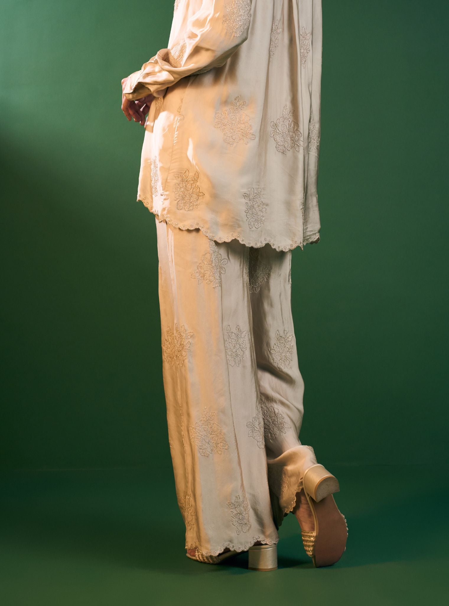 Mulmul Cupro Satin Mireille Beige Shirt With Mulmul Cupro Satin Mireille Beige Pant