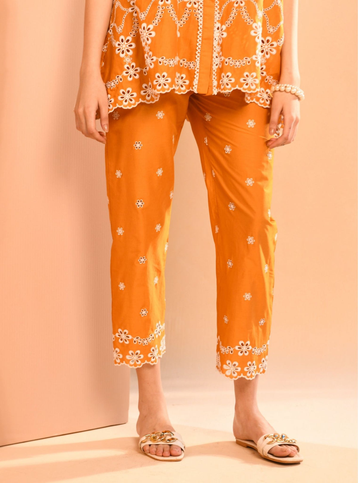 Pant 9810 main image 1