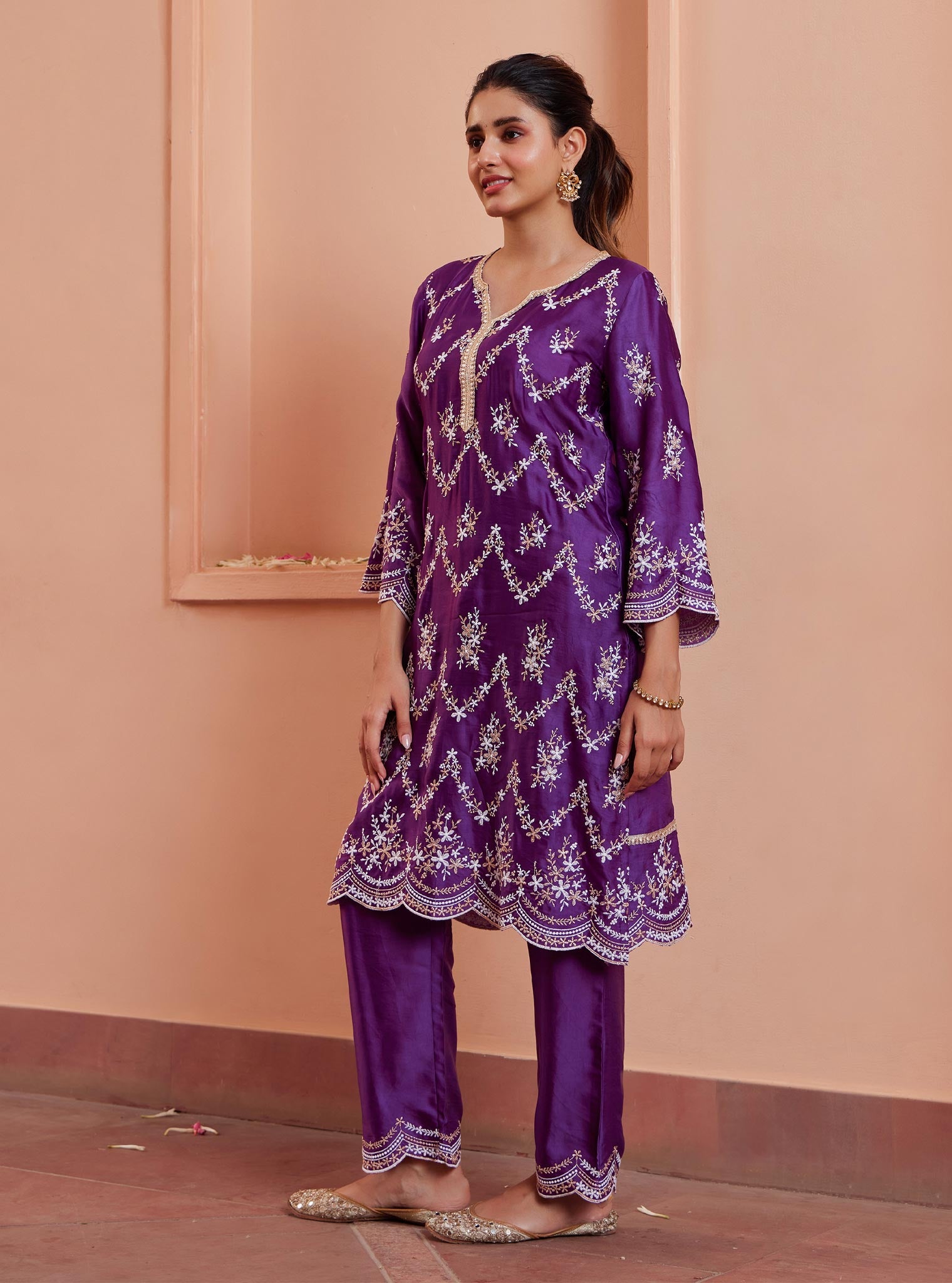 Mulmul Cupro Valaya Purple Kurta with Mulmul Cupro Valaya Purple Pant