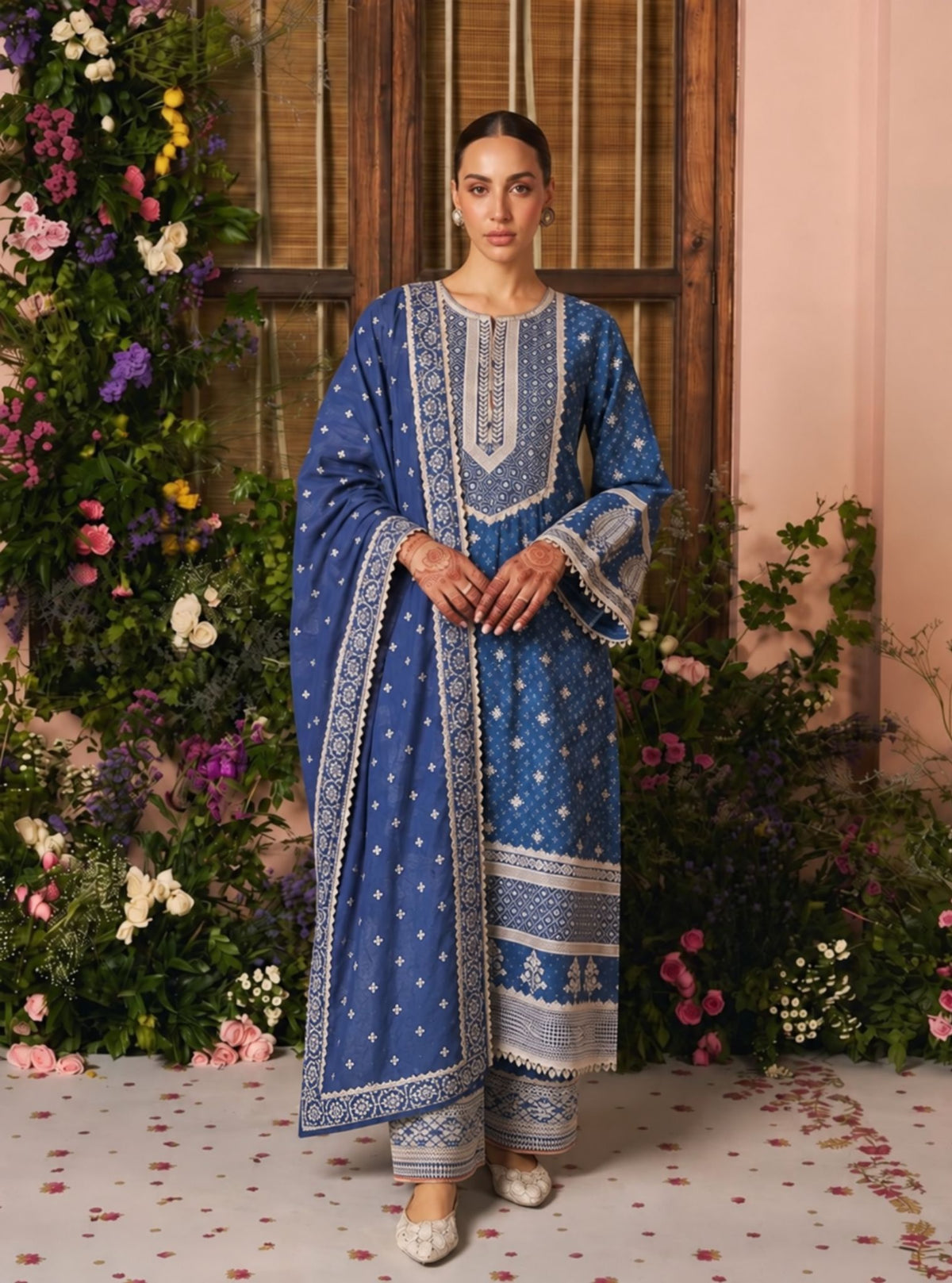 Lari Pima Satin Printed Navy Kurta Set