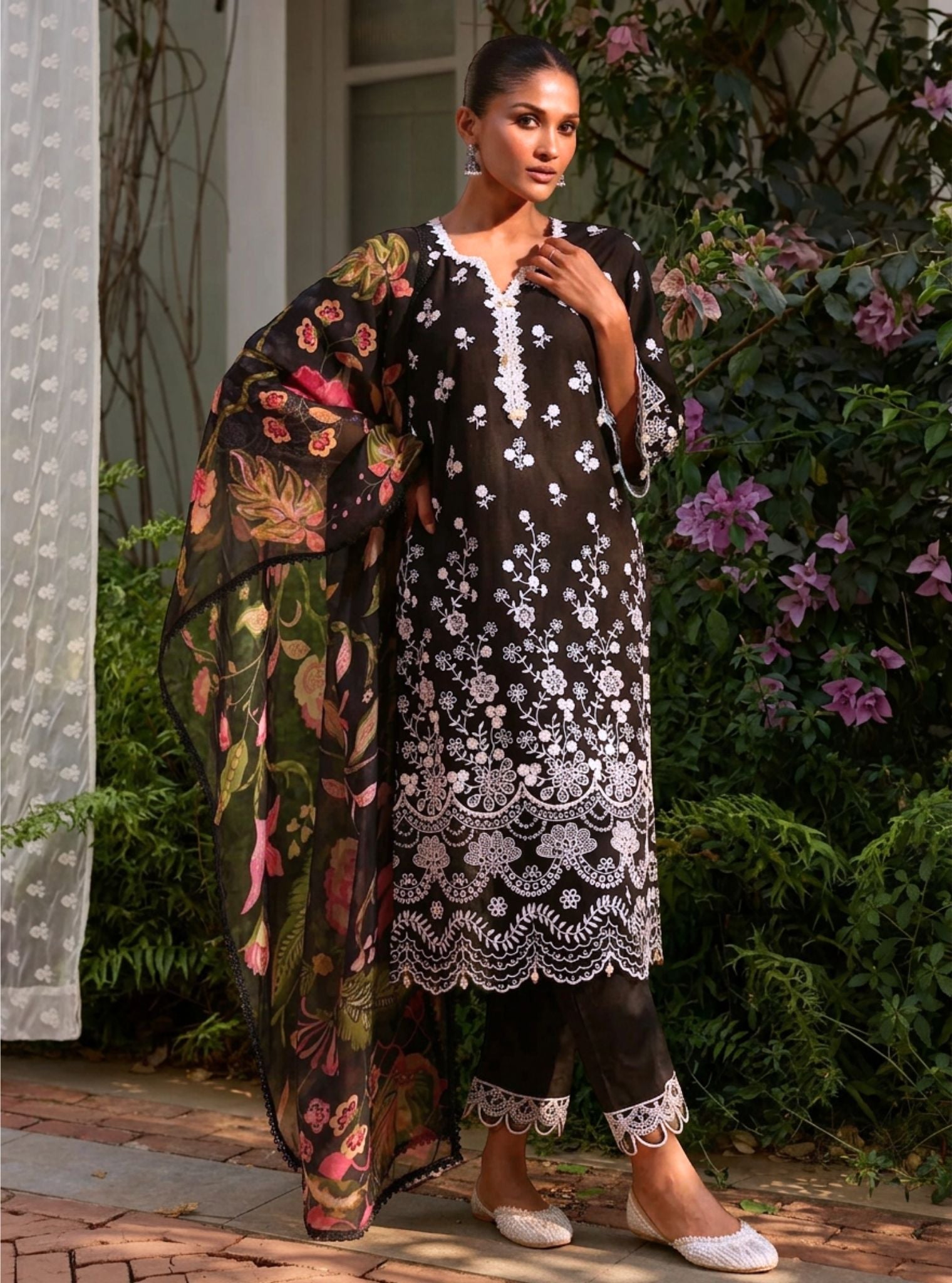 Suma Supima Cotton Black Kurta With Ilya Pant