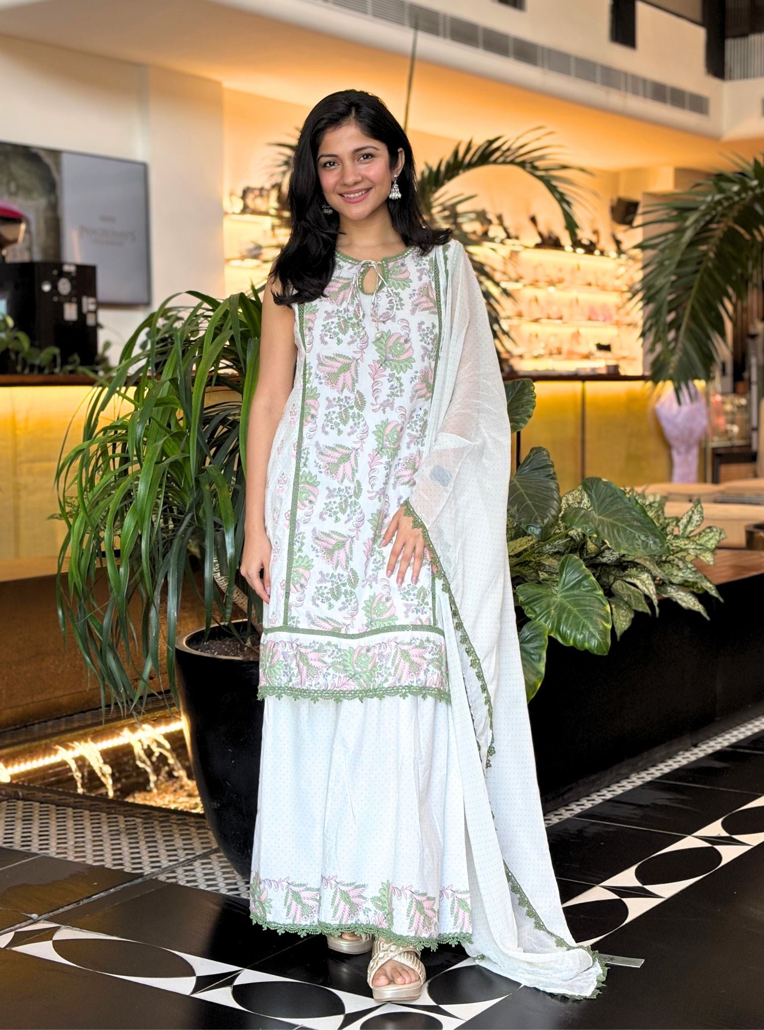 Mulmul Cotton Sakura Green Kurta With Mulmul Cotton Sakura Green Pant