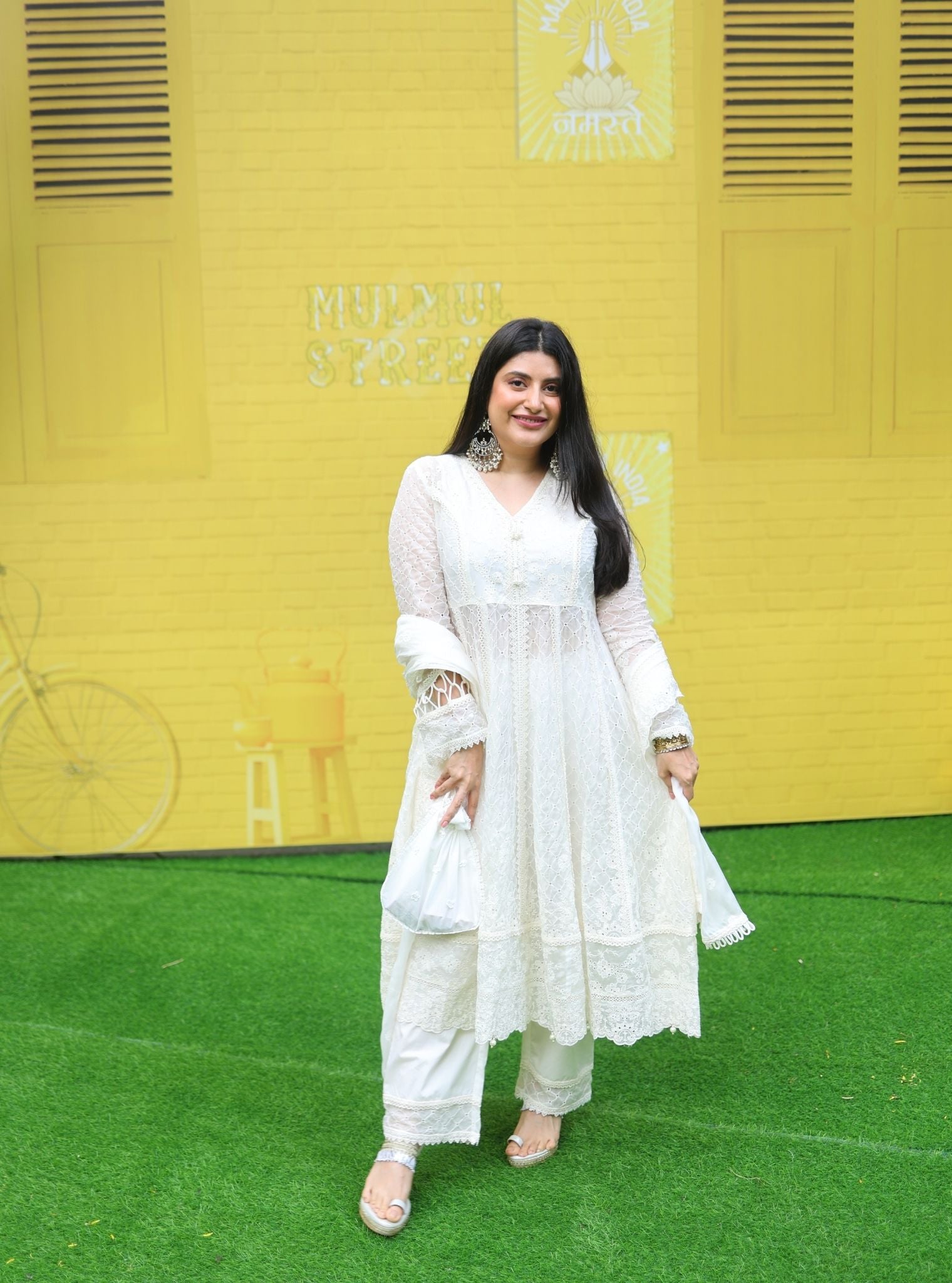 Mulmul Organza Ilaa Off White Anarkali Kurta With Mulmul Cotton Ilaa Off White Pant