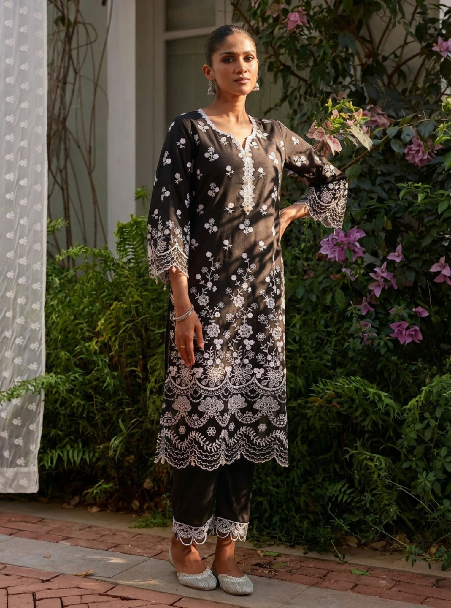 Suma Supima Cotton Black Kurta With Ilya Pant