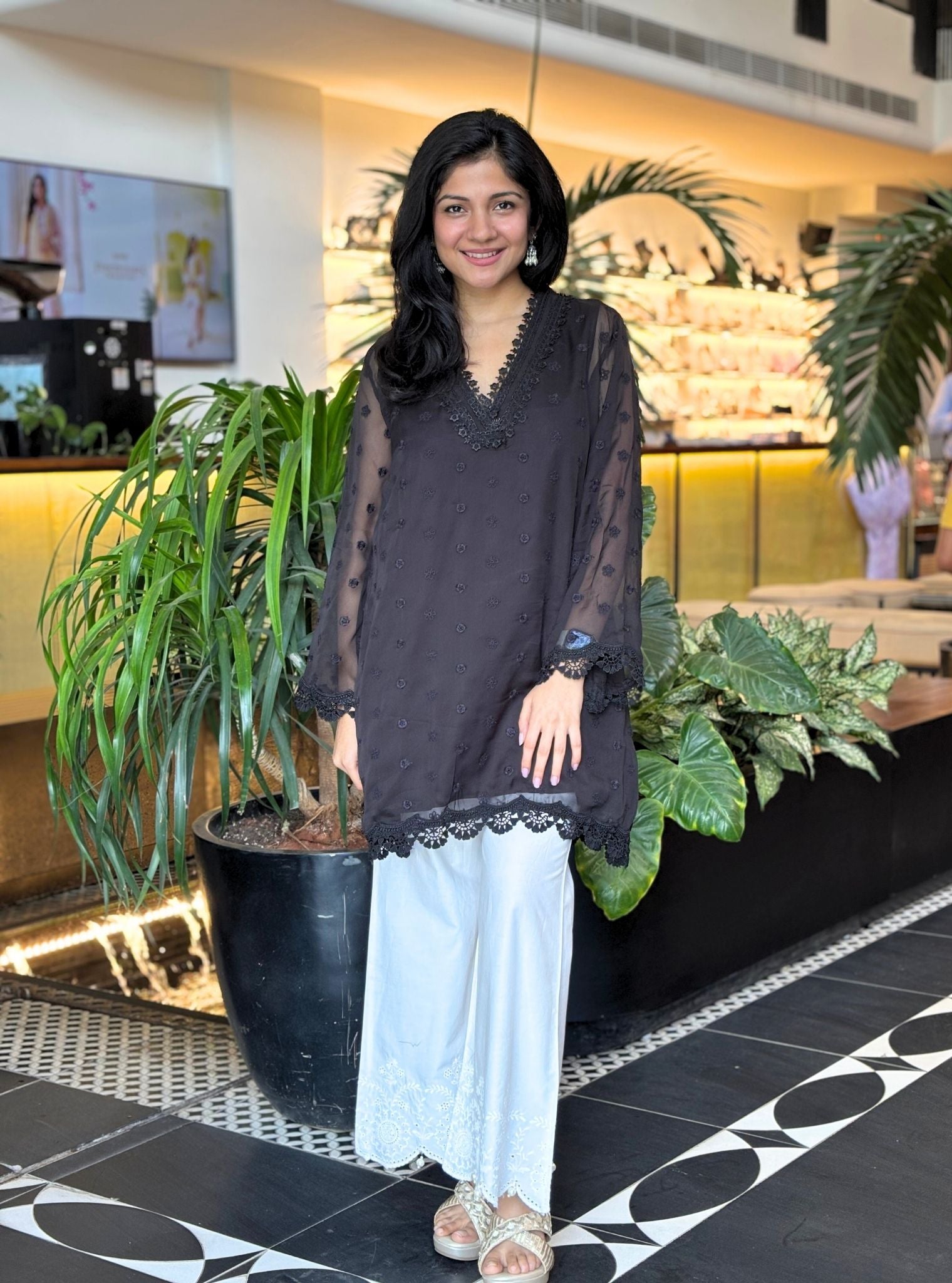 Mulmul Organza Freha Black Top with Arpora White Pant