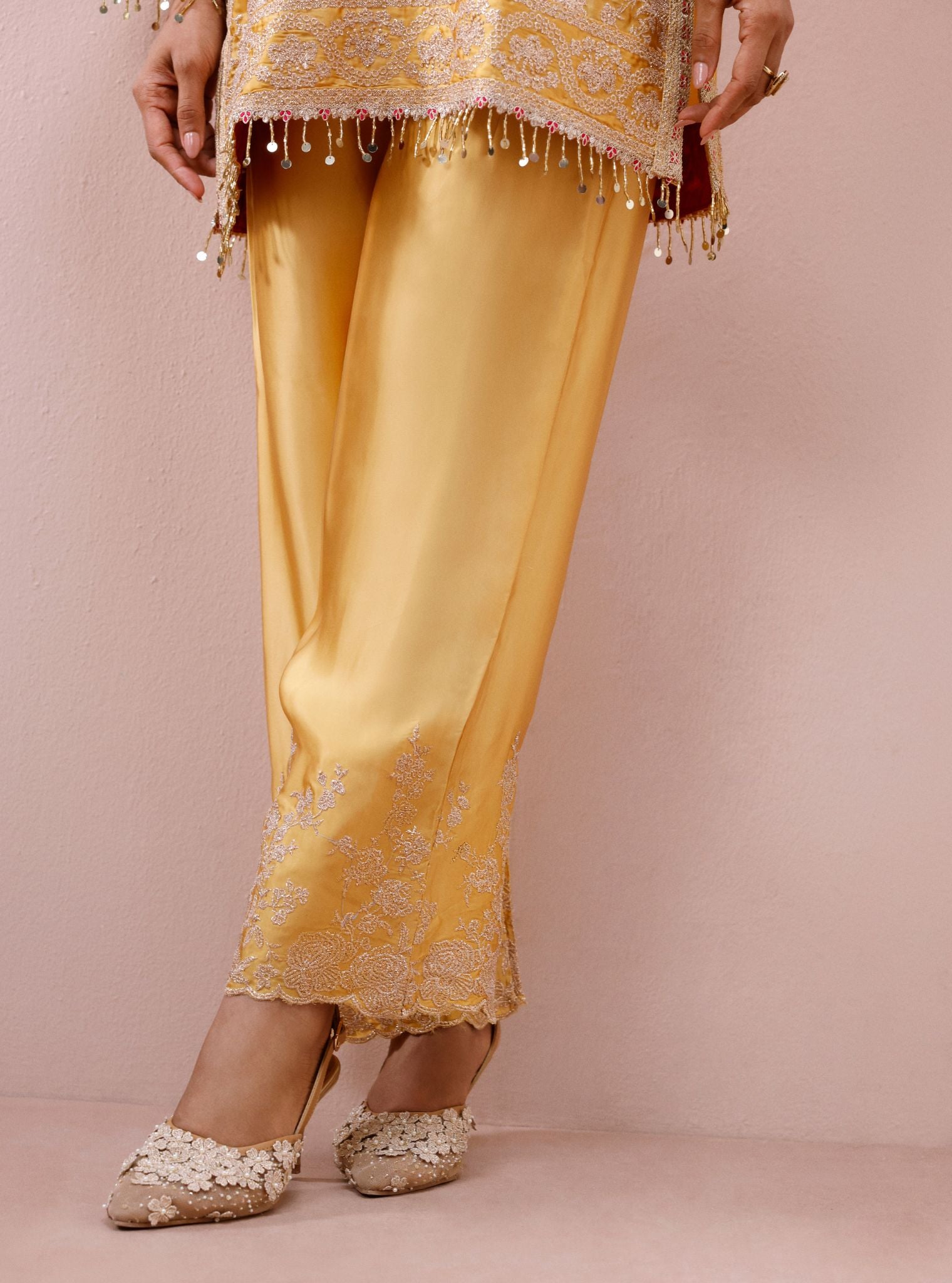 Saaj Cupro Satin Yellow Kurta Set