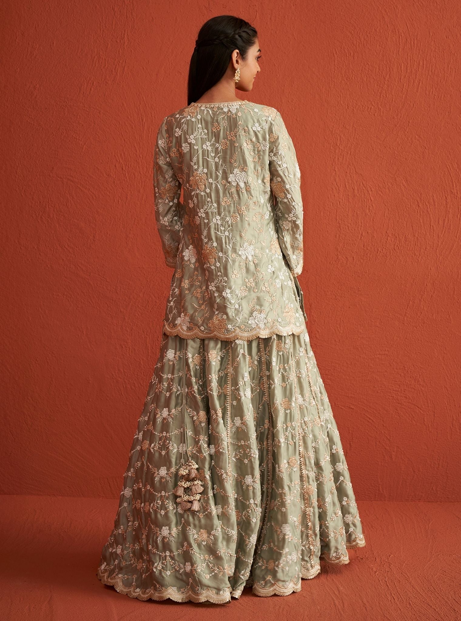 Mulmul Organza Satin Fitoor Sage Green Kurta With Mulmul Organza Satin Fitoor Sage Green Lehenga