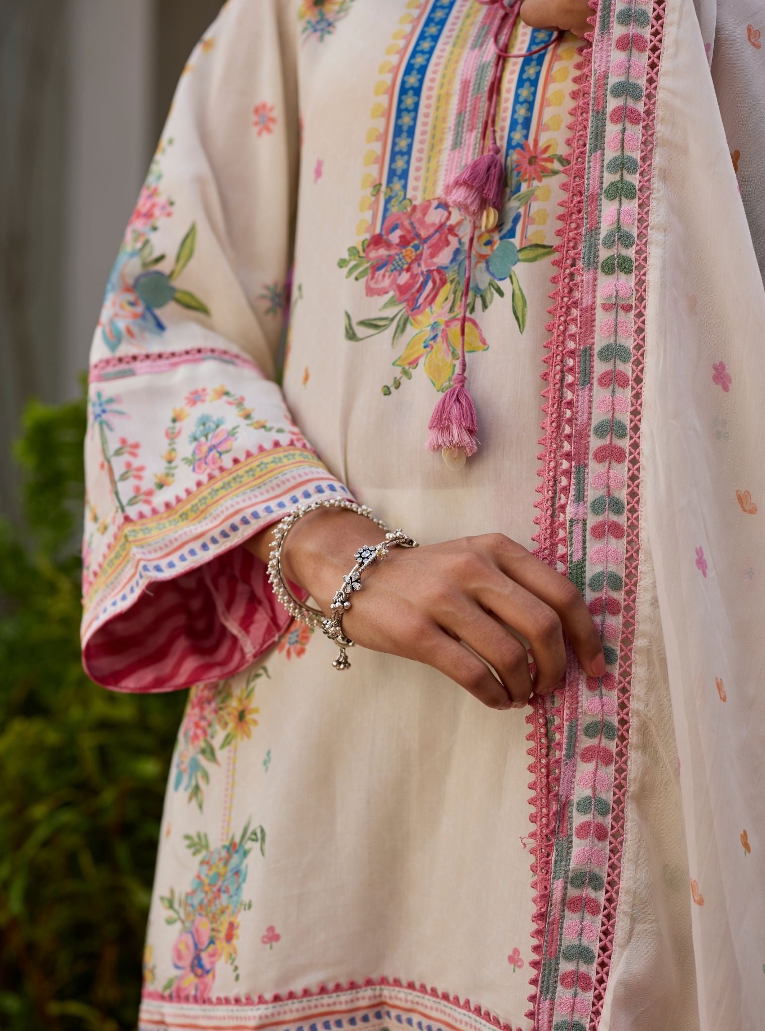 Enaara Lawn Off White Kurta With Farshi Salwar