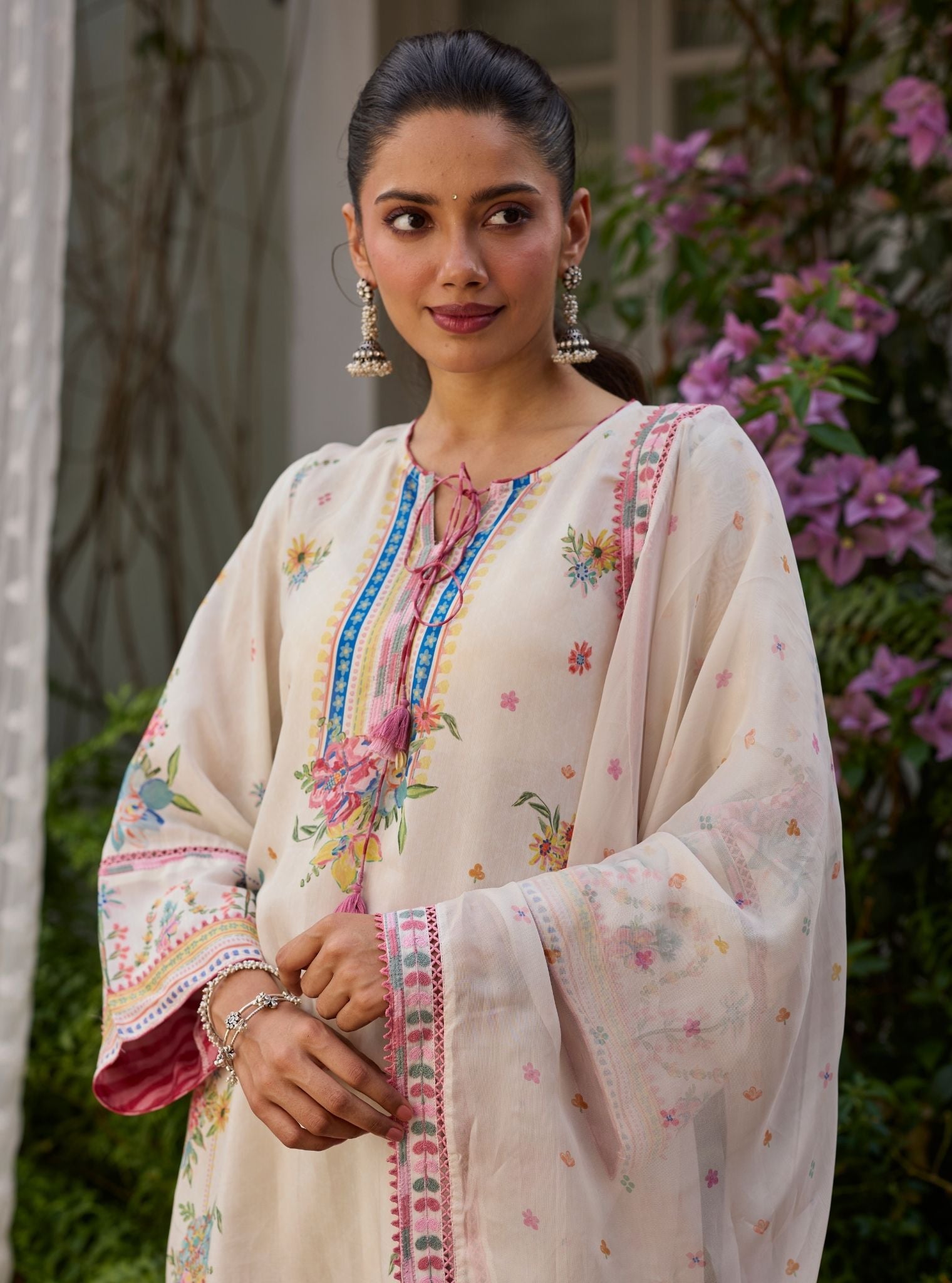 Enaara Lawn Off White Kurta With Farshi Salwar