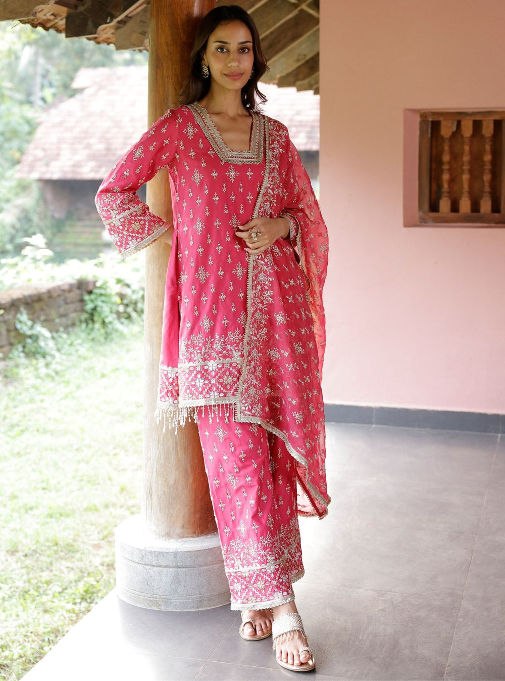 Mulmul Organza Kalander Fuschia Dupatta main image 0